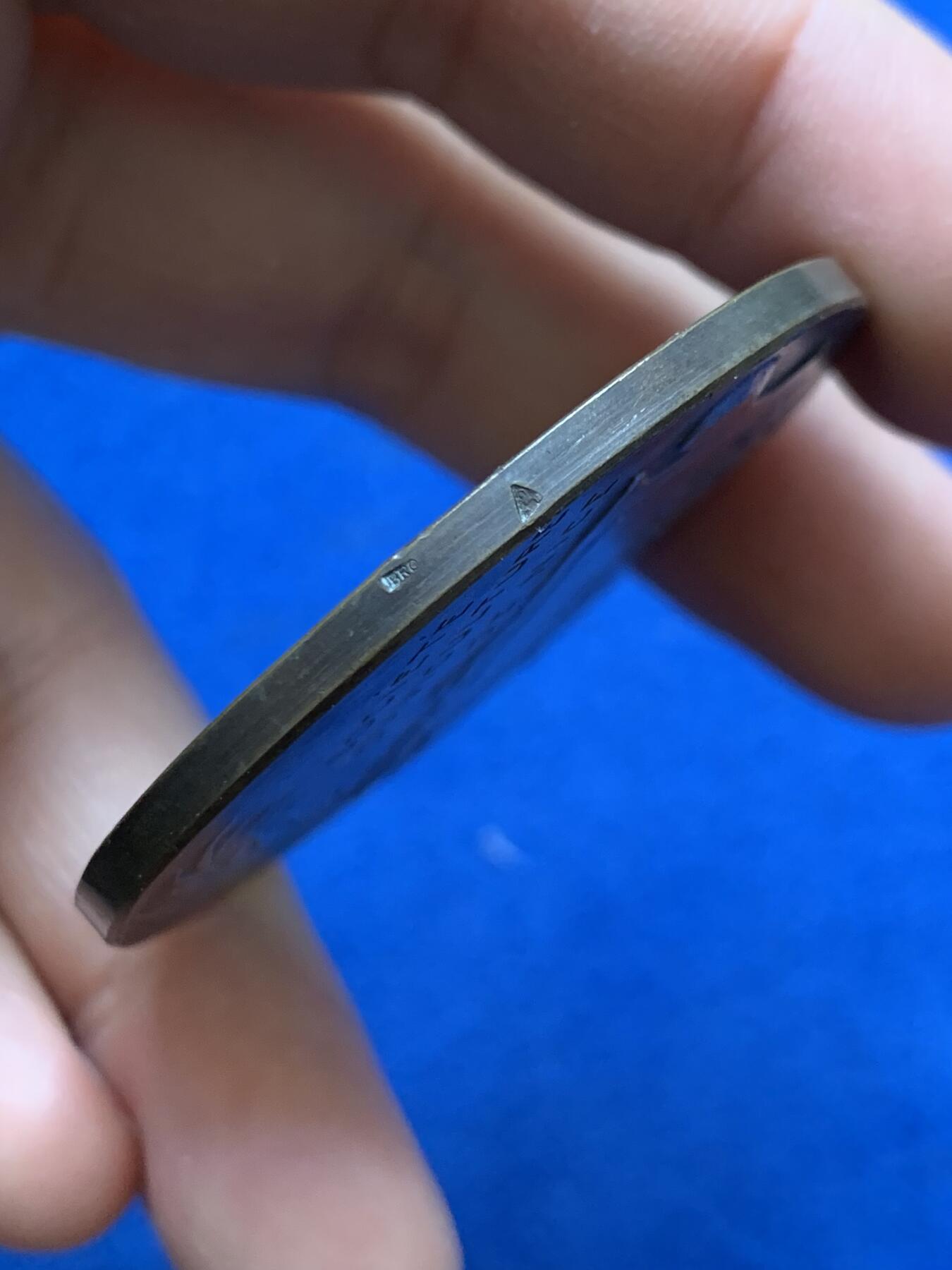 《竞宝斋》第441场 周日，周一，2场连拍 （全场包邮） 法国尼斯农业协会纪念章，49.7mm，44.9克 三角铭