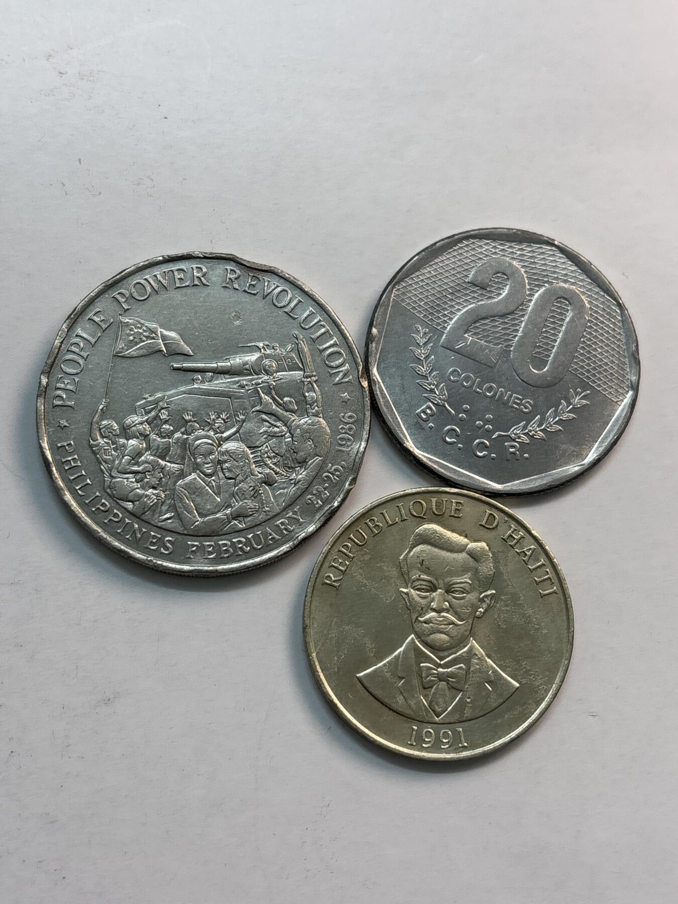 文馨钱币收藏第 282 场，【 长期接收代拍品】，加拿大老铜代用币，银币，德三系列场 海地，哥斯达黎加，菲律宾，包含少见菲律宾 10 比索大型纪念币 3 枚