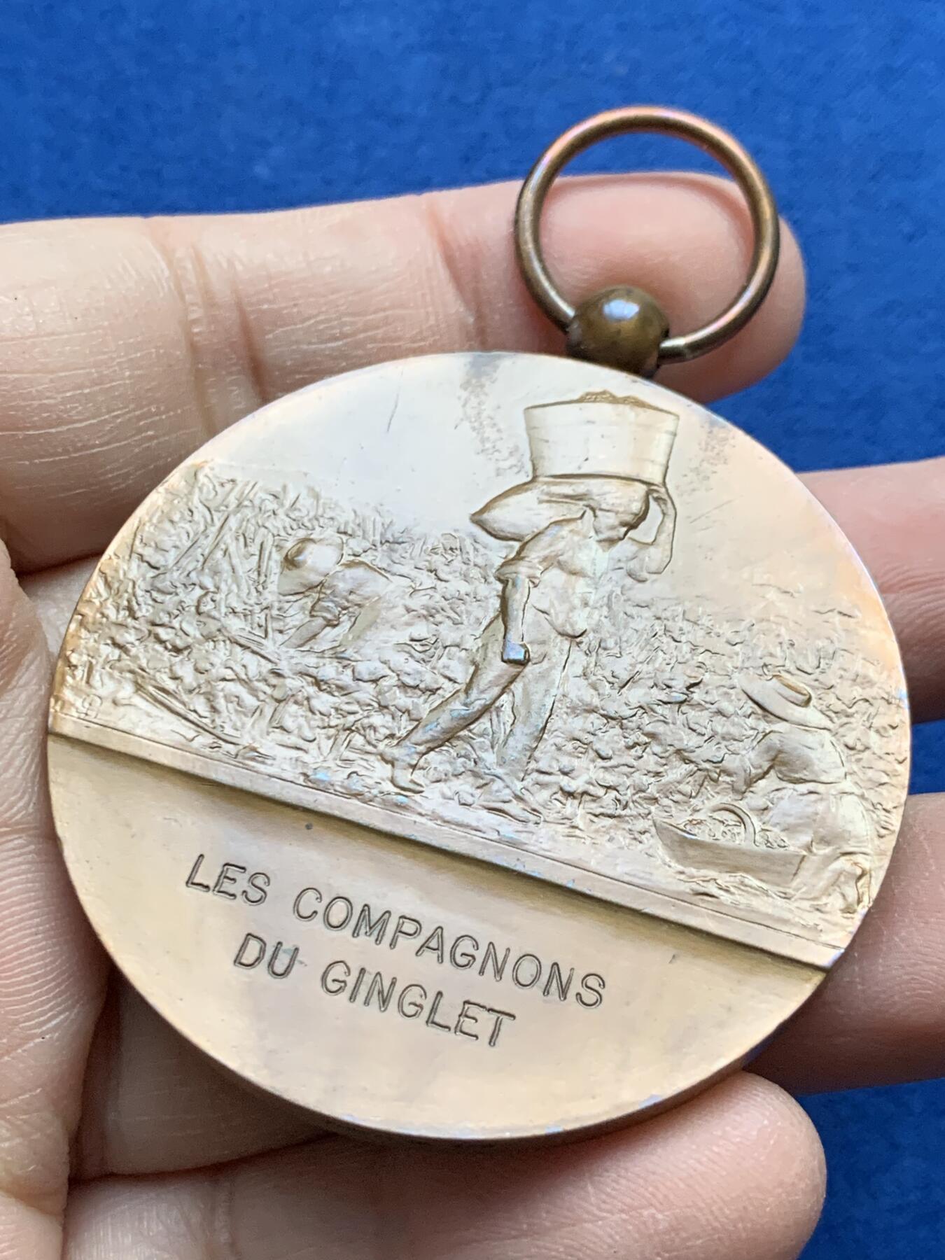 《竞宝斋》第441场 周日，周一，2场连拍 （全场包邮） 名家名作 Henri Prud'homme 艺术家奖章《葡萄藤》 带盒 69.7克 49.8mm 1983 丰饶角铜标