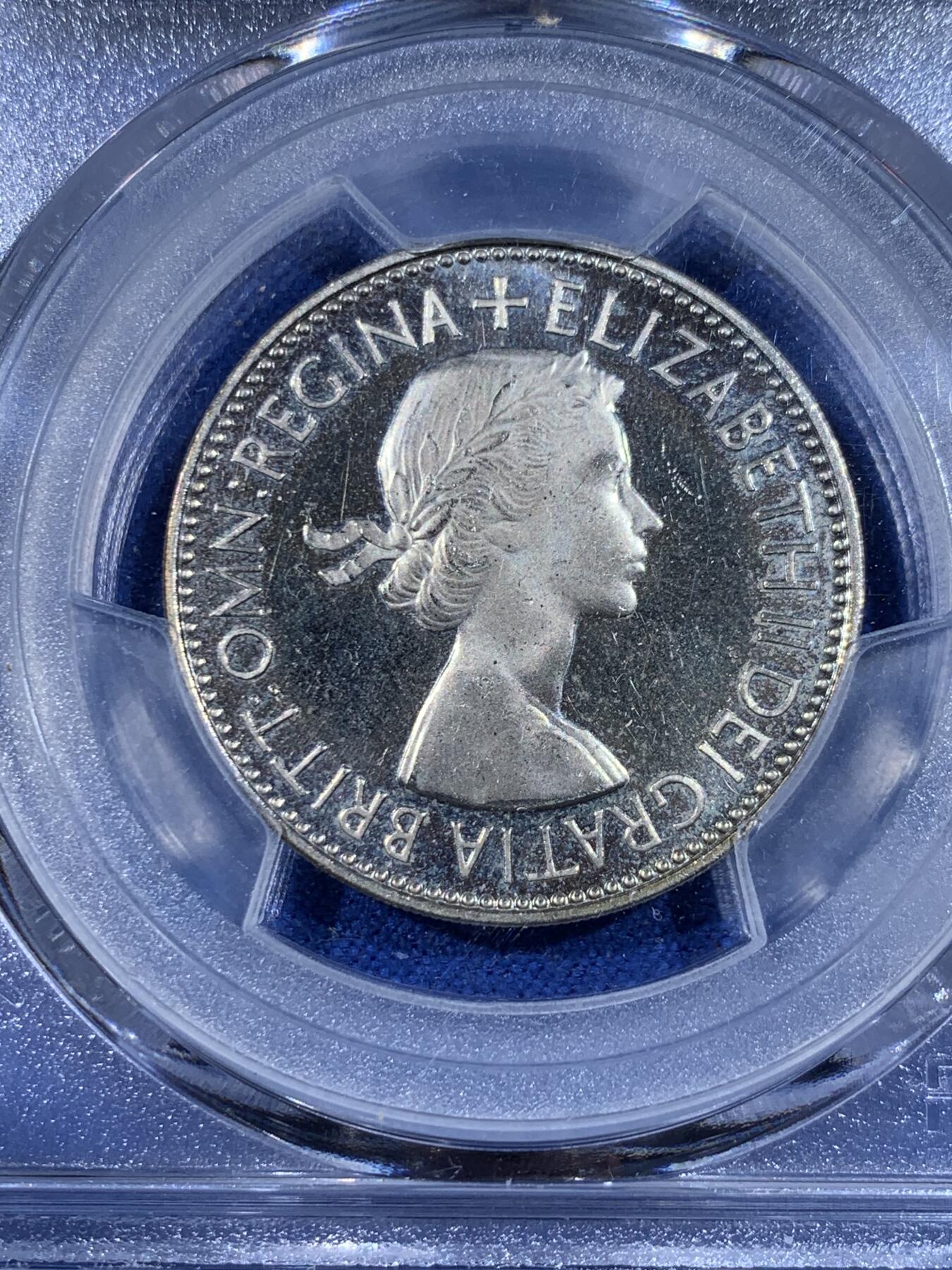 《竞宝斋》第441场 周日，周一，2场连拍 （全场包邮） PCGS PR65CAM  英国1953年伊丽莎白女王登基首年精铸弗洛林，原装拆出，凝霜镜面。此品种标CAM镜面很难，大多只有PR/PF。此枚高分+CAM，凑套必备