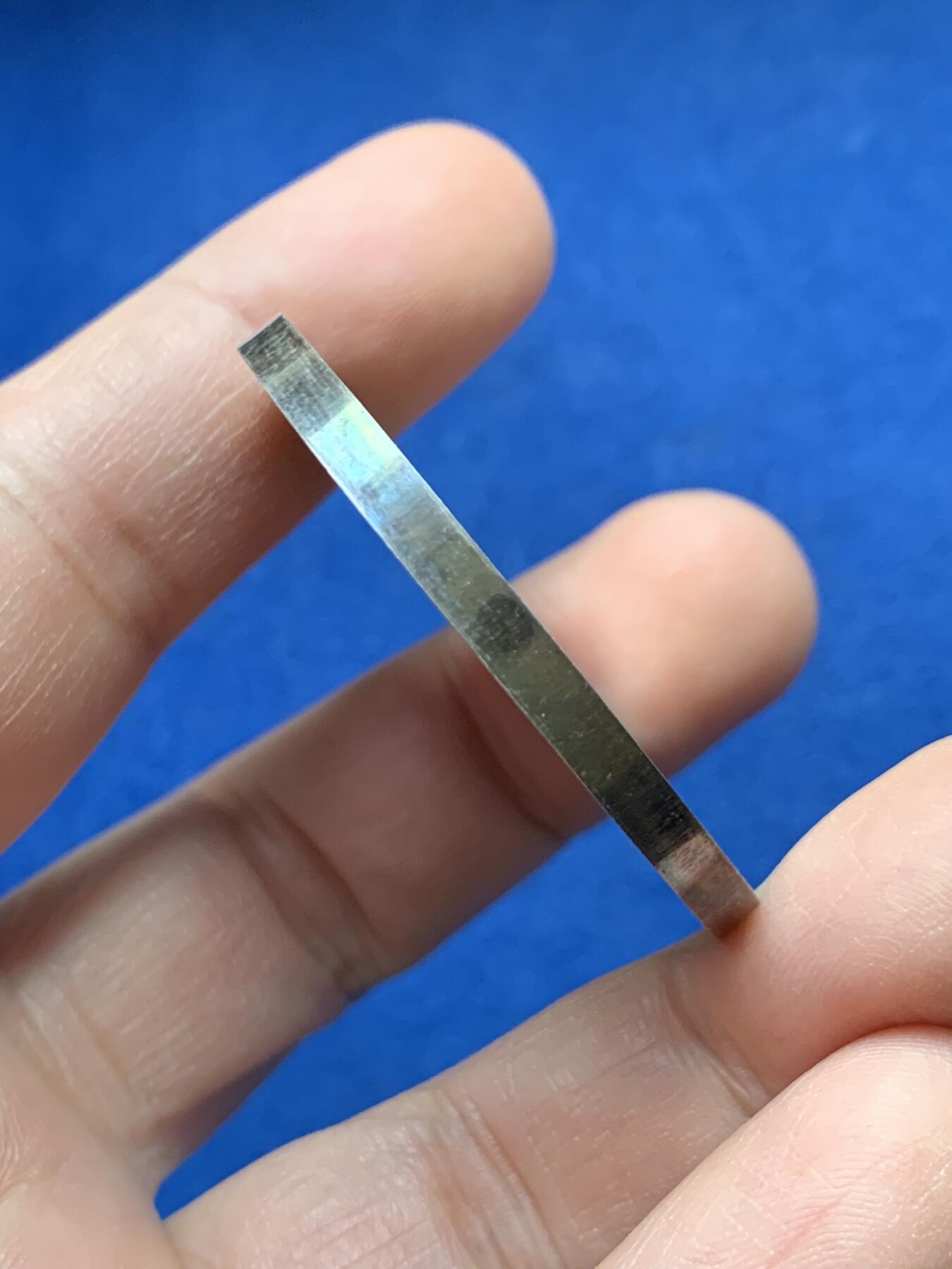 《竞宝斋》第441场 周日，周一，2场连拍 （全场包邮） 梵蒂冈教皇1943年二战时期保罗六世精制大银章，极品带彩PL镜面光感，背面带985银标，直径44.1mm，重量38.6g。