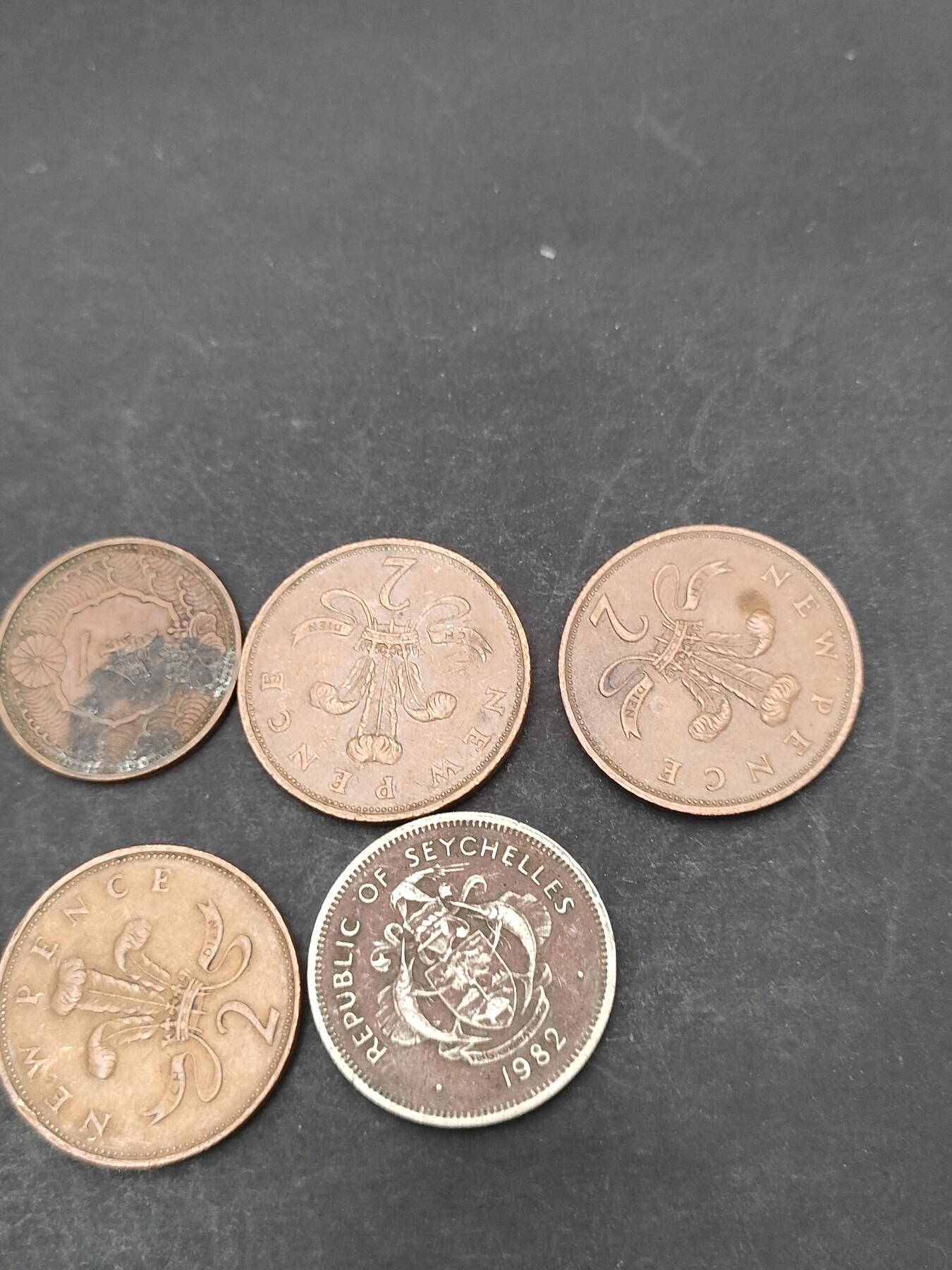 猩哥外币小铺➨【第203场】 钱币7个