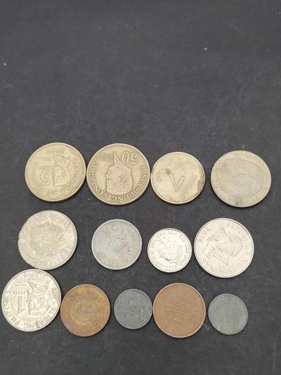 猩哥外币小铺➨【第203场】 - 钱币13个