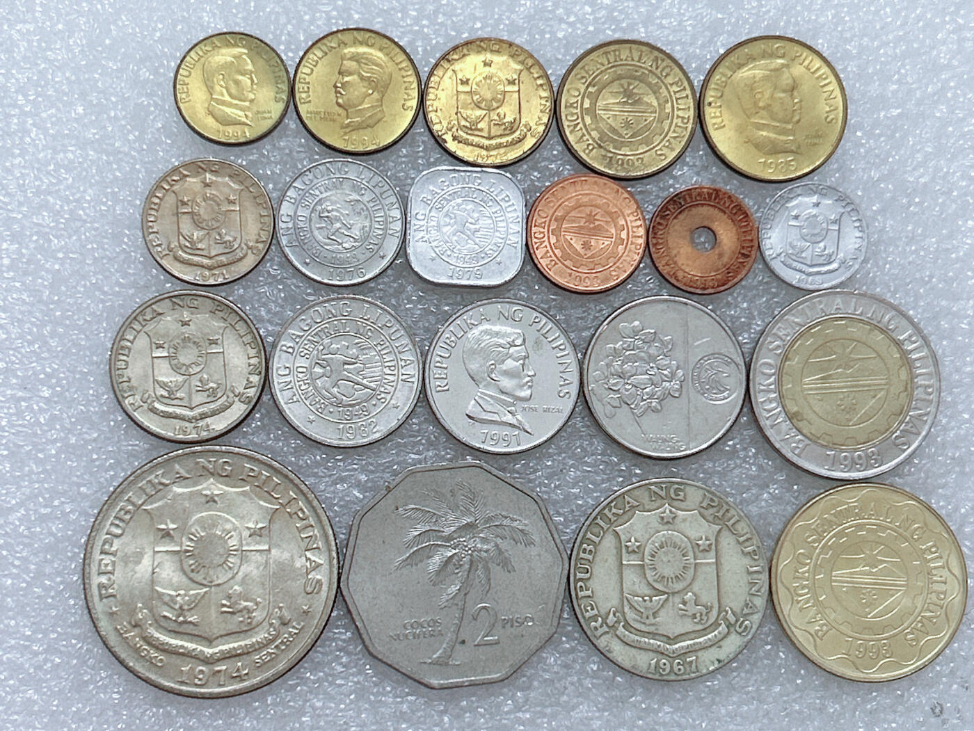 第一海外回流一元起拍收藏 散集专场  第271期 菲律宾不同面值硬币 20枚 带光好品