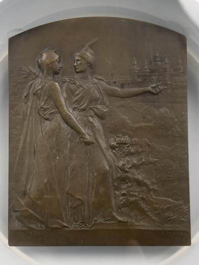 掌中浮雕-藏着的欧洲第043场 - NGC MS63 : 1901年苏格兰法国博览会纪念铜章，69 X 53mm，  雕刻家：1900年法国巴黎世博会金奖获得者维克多•佛农（Victor Vernon 1858-1912），Nicolas Maier法国章优秀作品集#161号