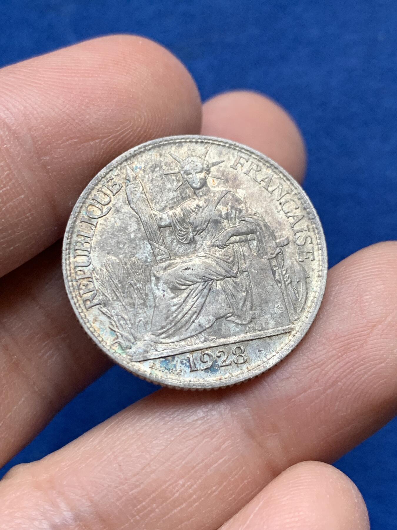 《竞宝斋》第441场 周日，周一，2场连拍 （全场包邮） 法国1928年座洋20分银币 光好 细节不错