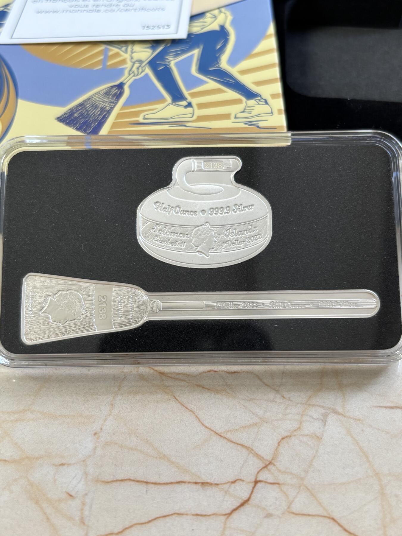 第183期拍卖  所罗门2022年传统体育体育系列冰壶运动银币2枚套，9999银，1/2盎司*2，发行3000枚