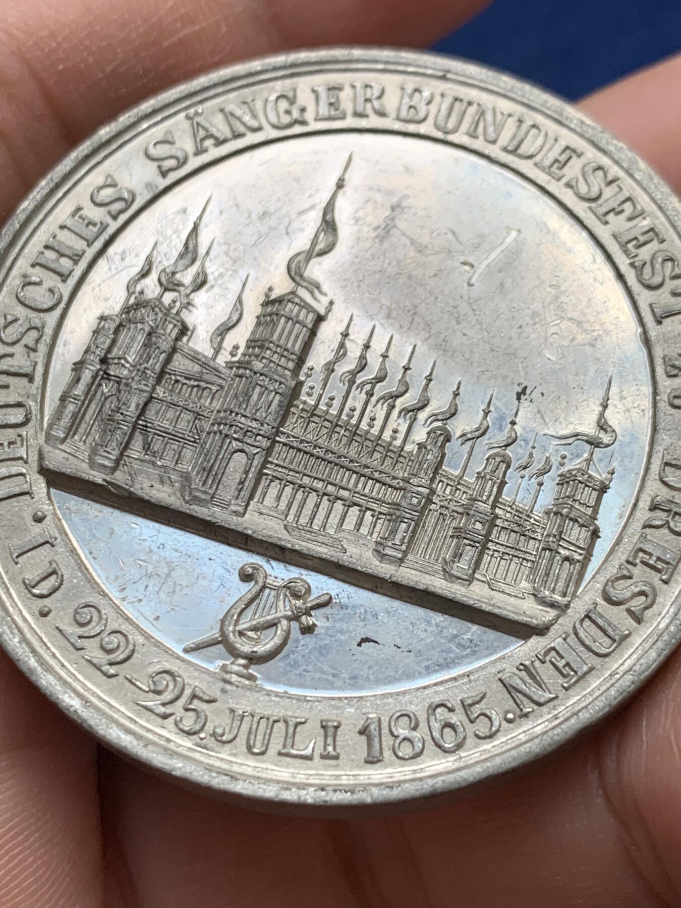 《竞宝斋》第441场 周日，周一，2场连拍 （全场包邮） 1865年德国德累斯顿首届音乐节纪念锡章，高浮雕，36.7克，46.2mm