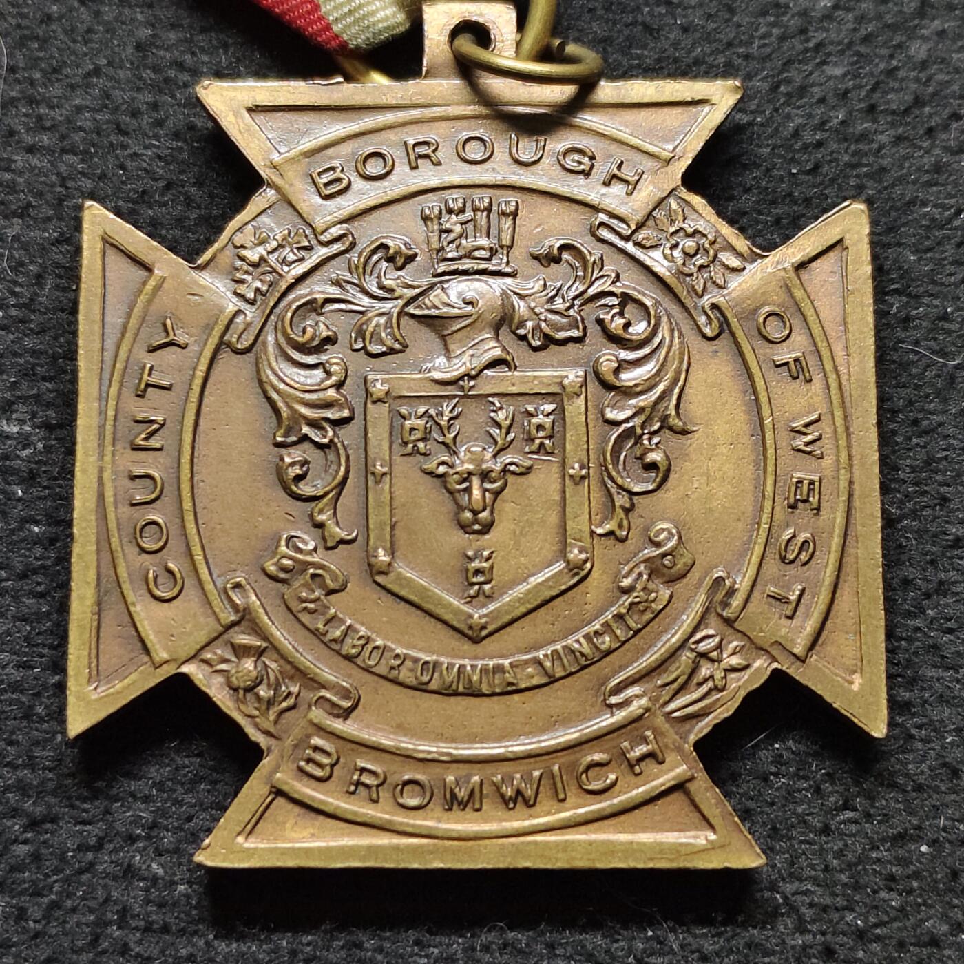 【全场包邮】纯粹捡漏拍480场（免费代拍第17场） 【勋章】英国1937年乔治六世登基纪念勋章