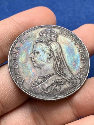 《竞宝斋》第441场 周日，周一，2场连拍 （全场包邮） - 英国1891年维多利亚高冠马剑克朗银币，少见年份，发行量仅56.6万枚，好品，双面黑漆骨 细节见图