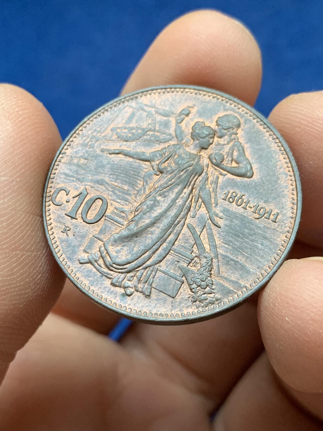 《竞宝斋》第441场 周日，周一，2场连拍 （全场包邮） 1911年意大利建国50周年10C纪念铜币，ms转光不可多得的状态