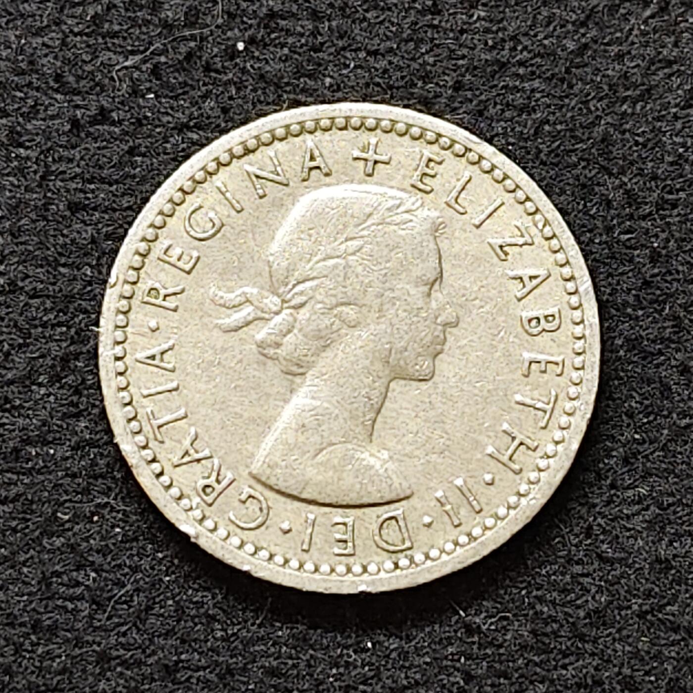 【全场包邮】纯粹捡漏拍480场（免费代拍第17场） 英国1955年女王6便士