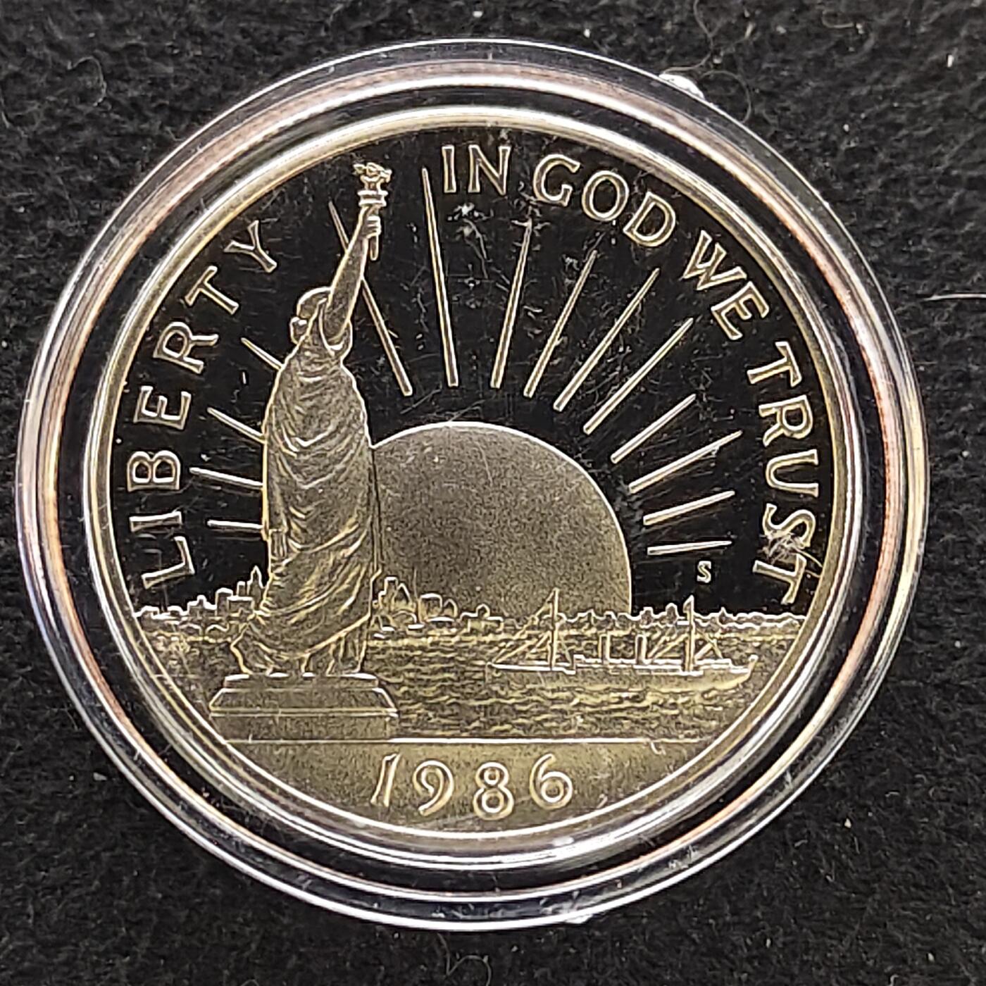 【全场包邮】纯粹捡漏拍480场（免费代拍第17场） 美国1986年半元自由女神100周年精制纪念币