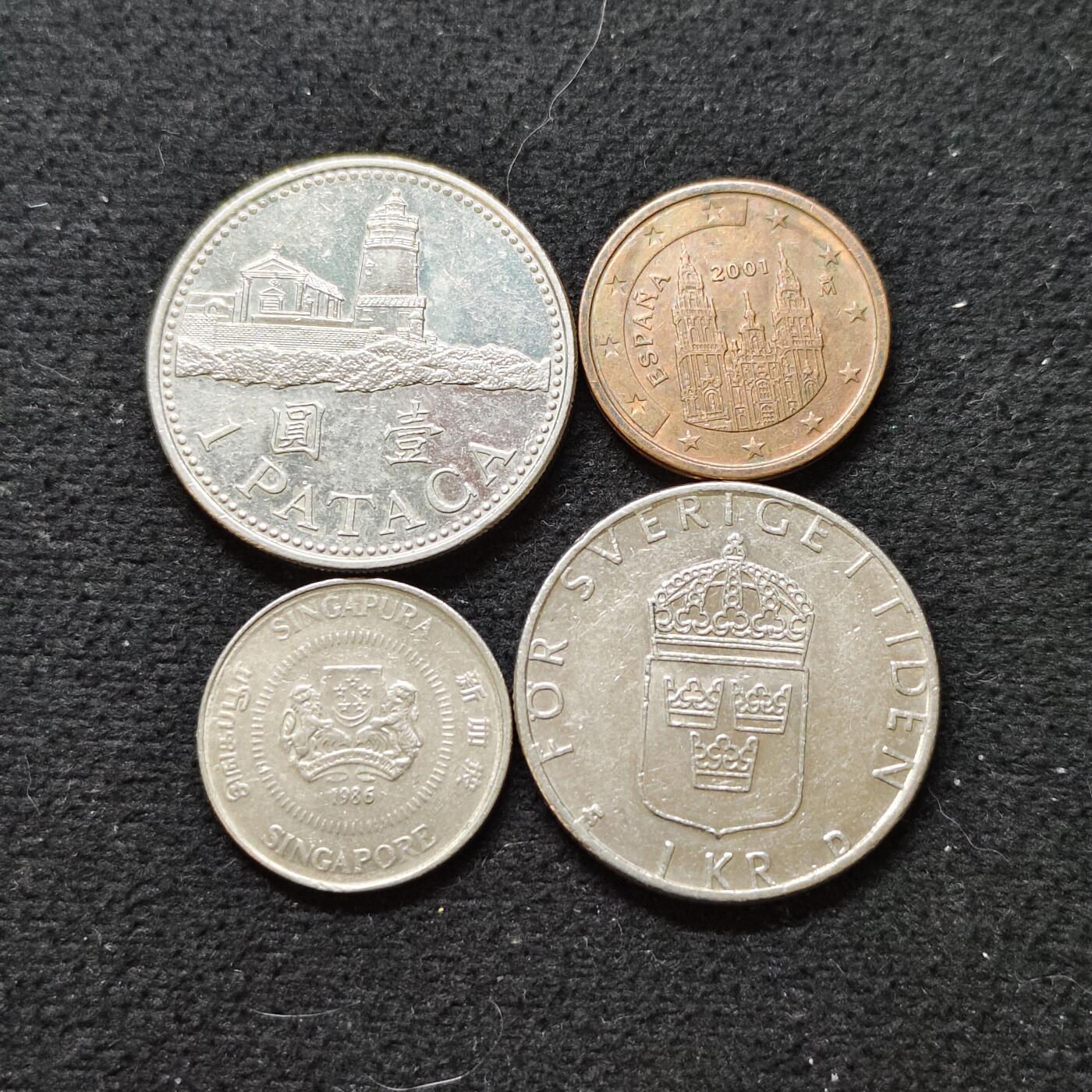 【全场包邮】纯粹捡漏拍480场（免费代拍第17场） 世界各国各年份散币4枚一组-西班牙+澳门+瑞典+新加坡