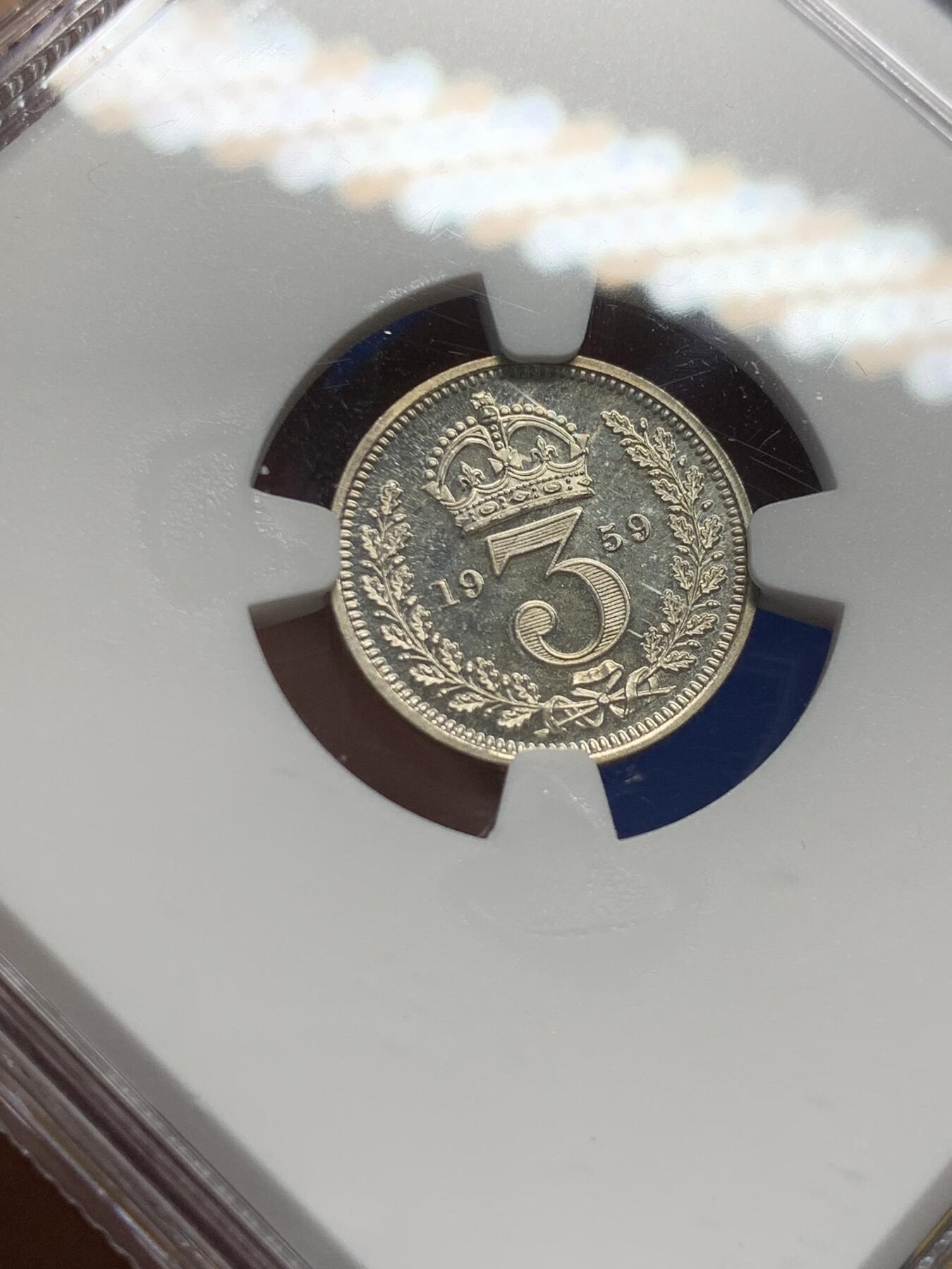 《竞宝斋》第441场 周日，周一，2场连拍 （全场包邮） NGC MS64 英国1959年3便士濯足节银币