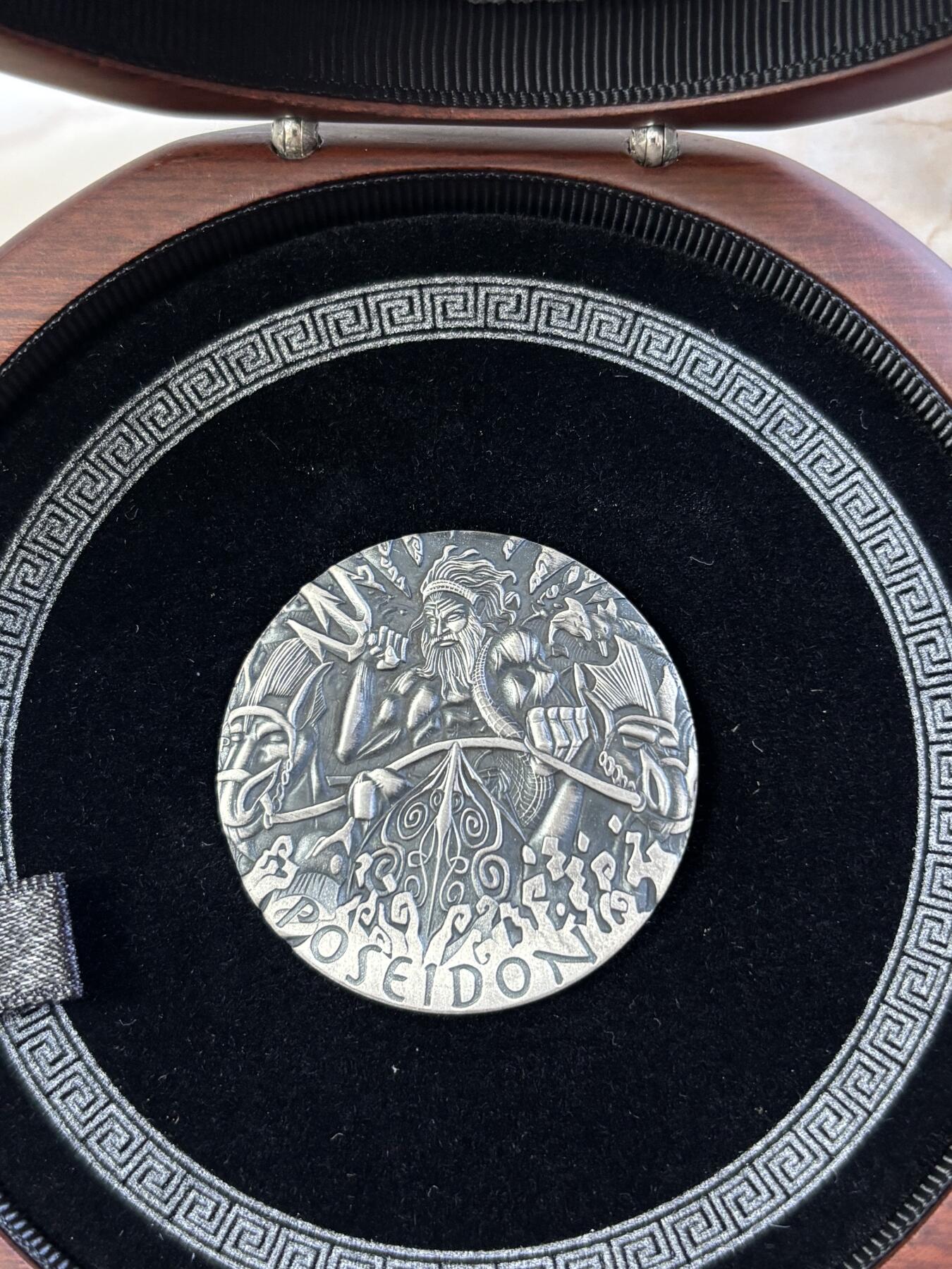 第183期拍卖 图瓦卢2014年奥林匹斯众神2海神波塞冬2盎司纪念银币，999银，发行1500枚