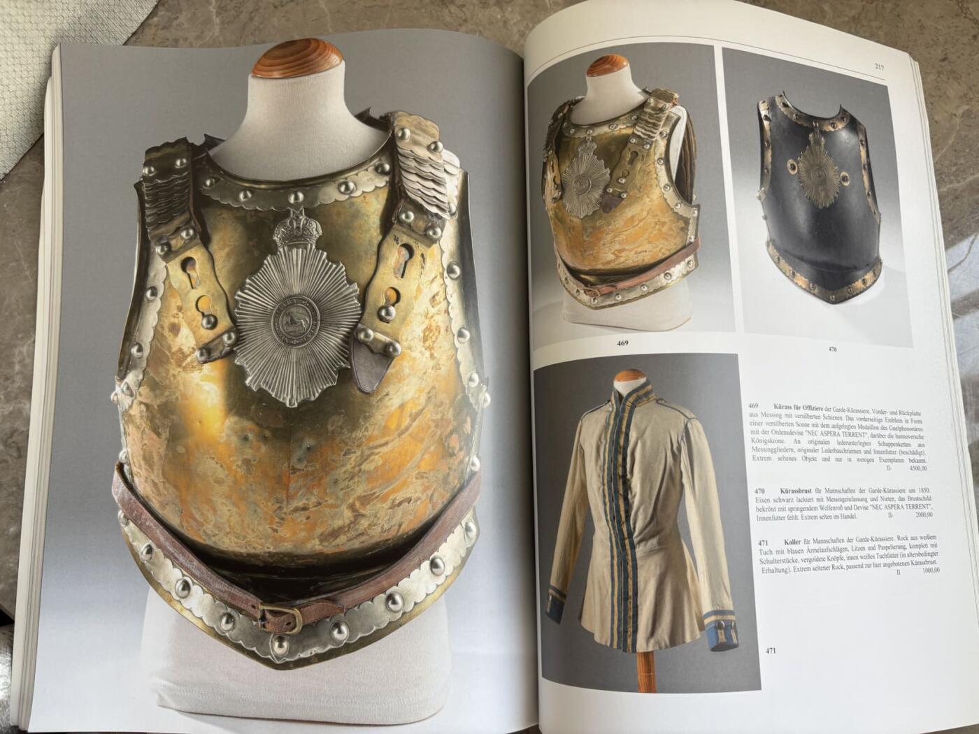 盛世勋华——号角文化勋章邮票专场拍卖第289期 德国柏林Carsten Zeige拍卖行2023年7月拍卖会图录，超大尺寸，全彩印刷，超大超厚，300多页