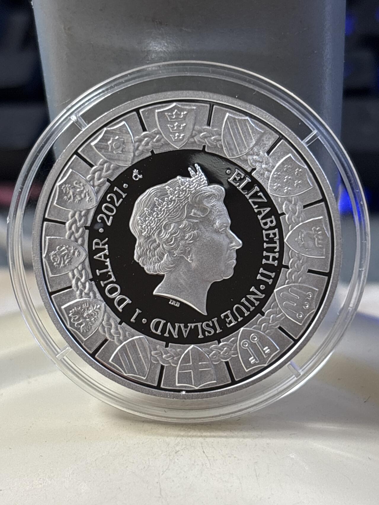 第183期拍卖 纽埃2021年亚瑟王传奇系列巫师梅林1盎司银币，999银，发行1000枚