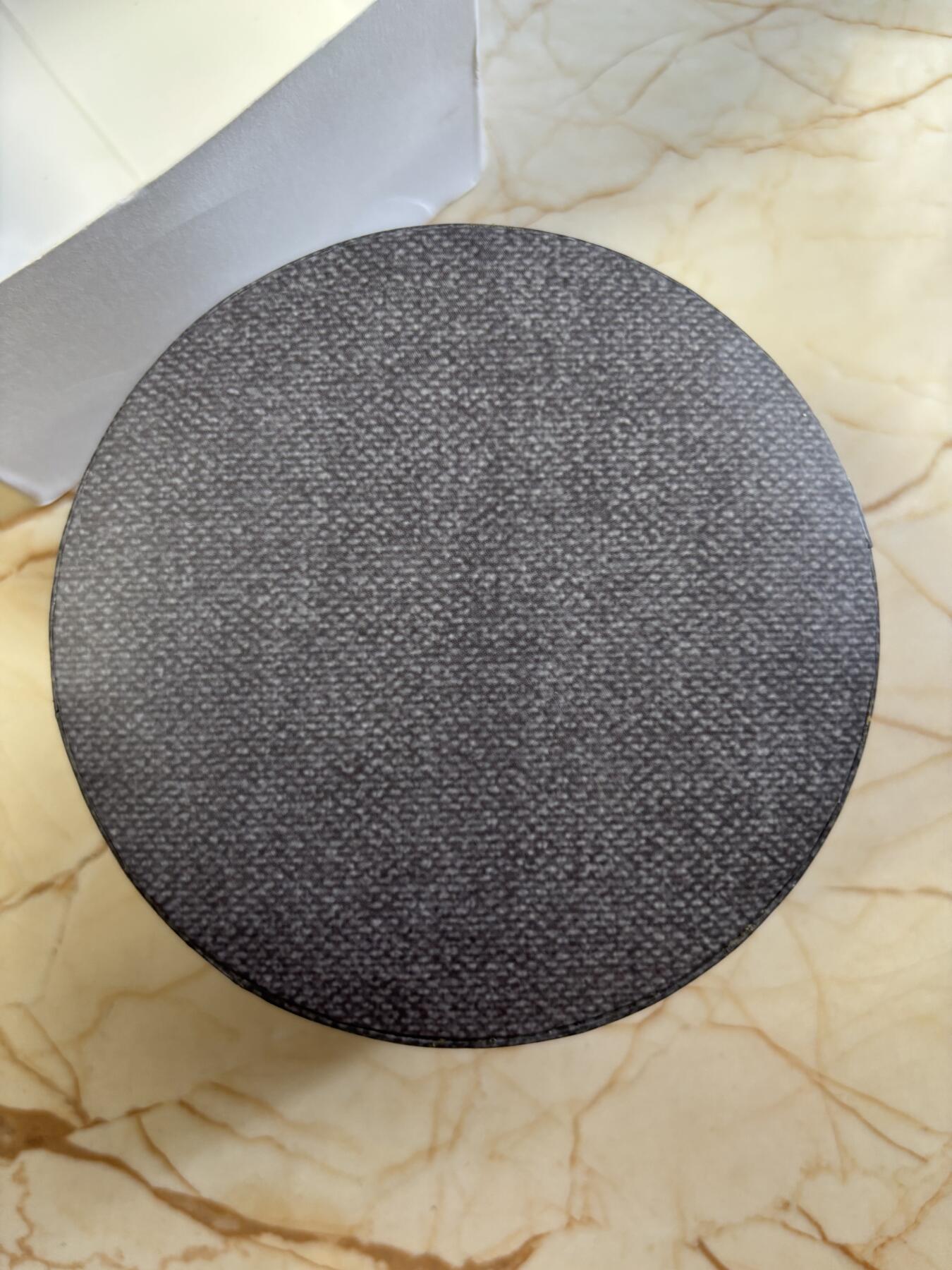 第183期拍卖 纽埃2023年童话系列灰姑娘镶嵌水晶1盎司彩色银币，999银，发行500枚，塑料盒有破口