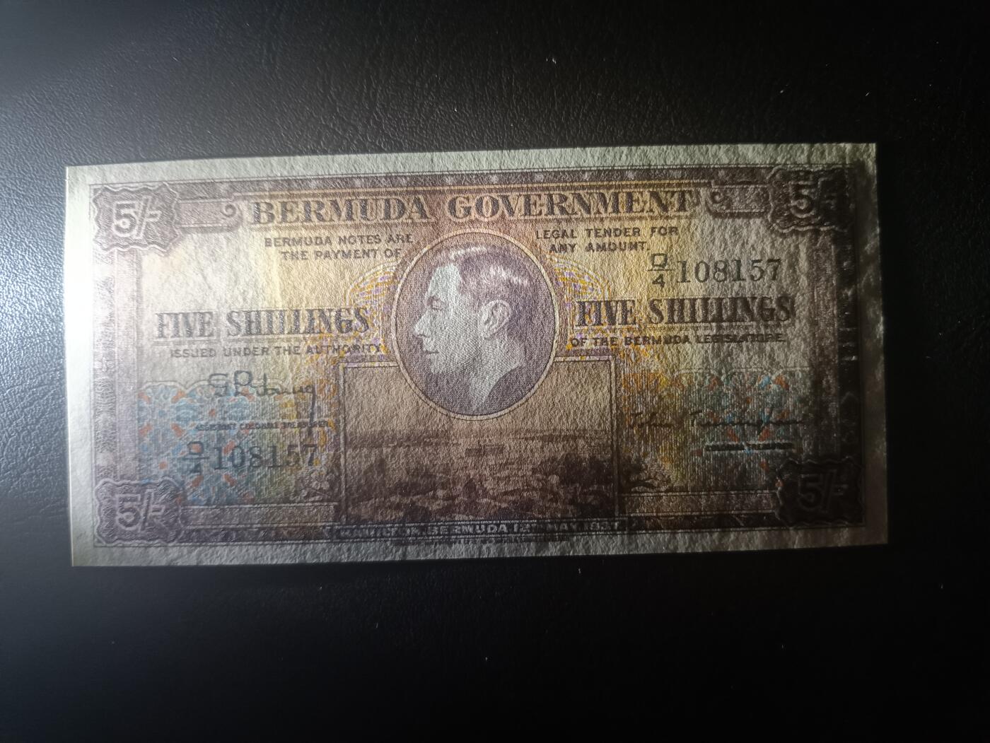 2025十一月第六期，总第204期 英属百慕大1937版5先令AUNC，乔治六世国王和总督府徽章