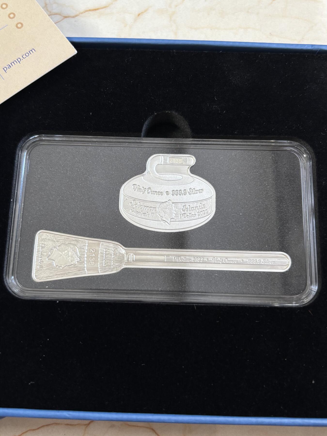 第183期拍卖  所罗门2022年传统体育体育系列冰壶运动银币2枚套，9999银，1/2盎司*2，发行3000枚