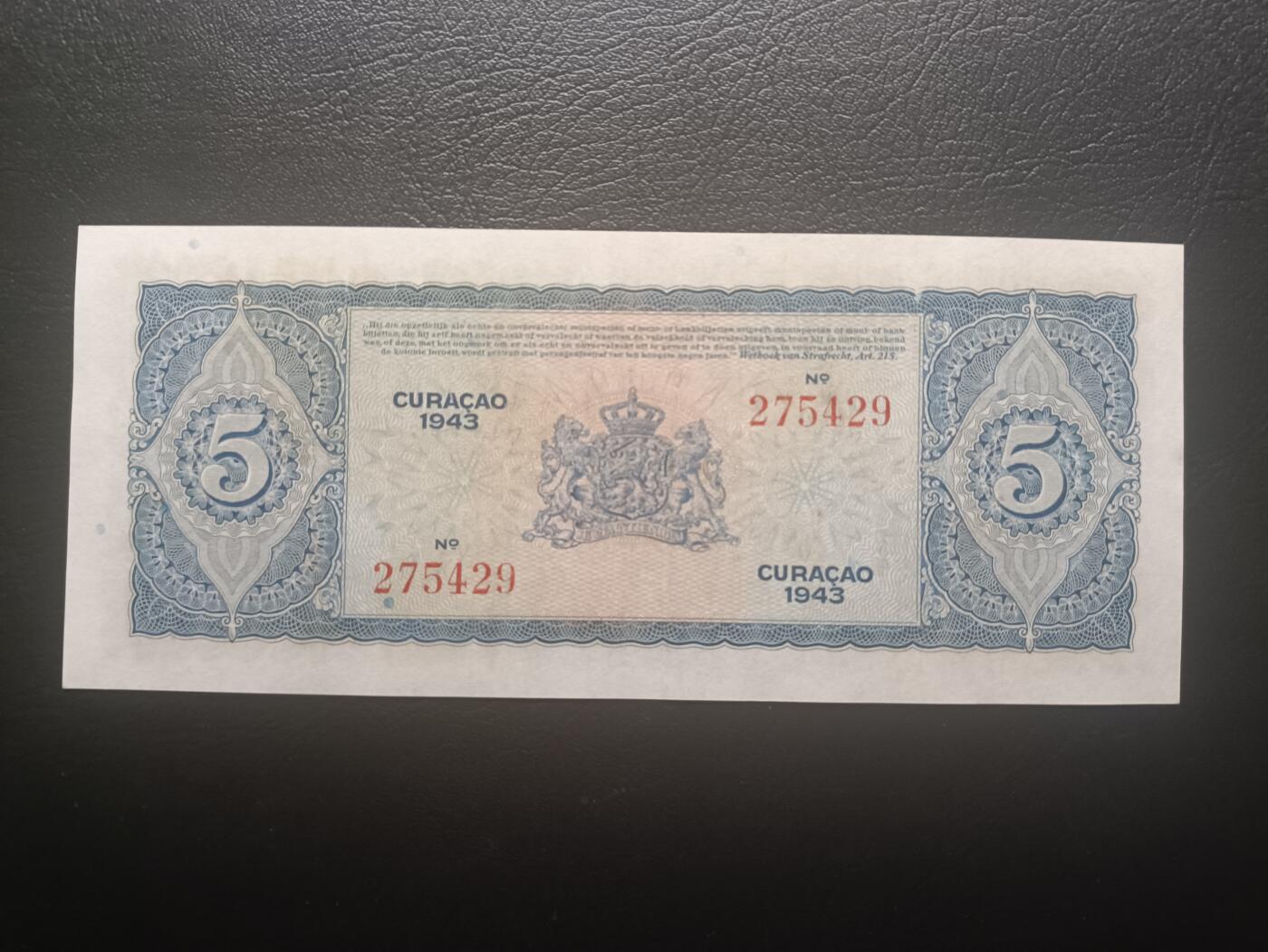 2025十一月第六期，总第204期 荷属库拉索1943年5盾流通好品XF，稀有荷属殖民地中高面值品种，库拉索港俯瞰图和女性形象