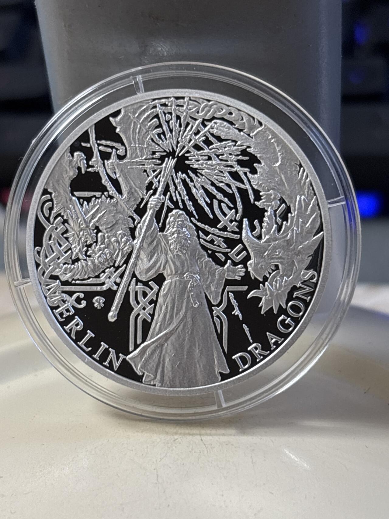 第183期拍卖 纽埃2021年亚瑟王传奇系列巫师梅林1盎司银币，999银，发行1000枚