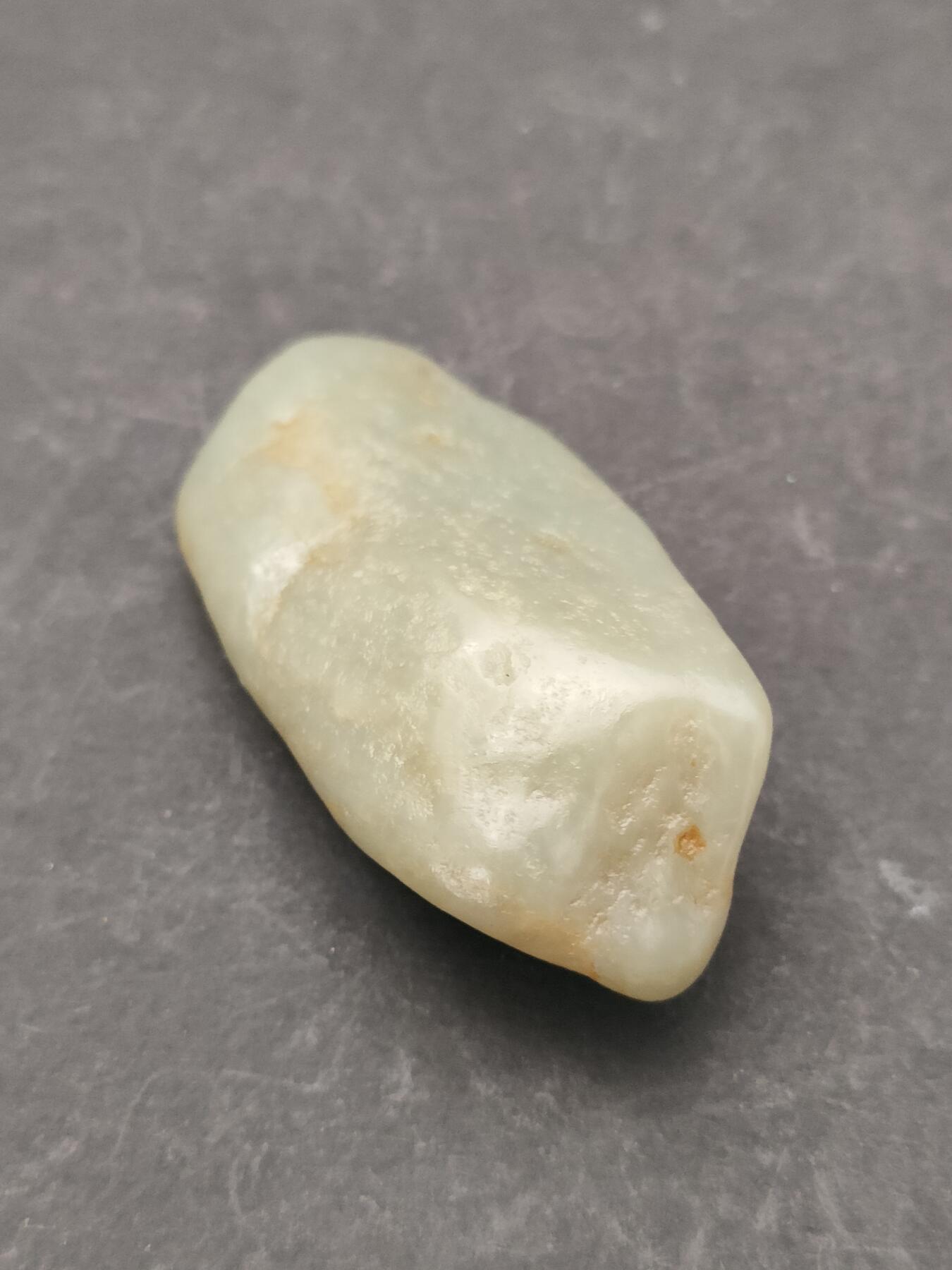 猩哥外币小铺➨【第203场】 和田玉原石10.5克