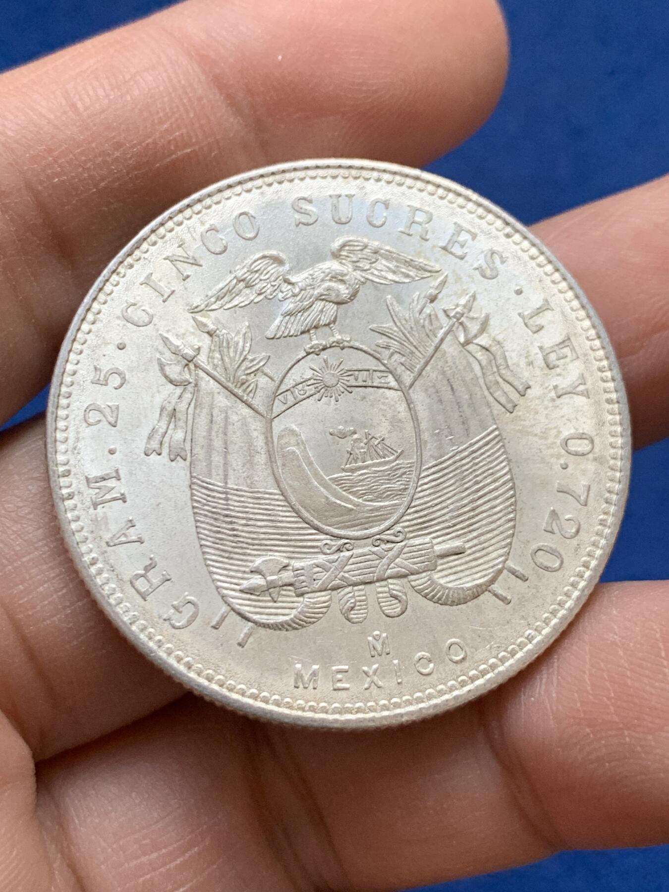 《竞宝斋》第441场 周日，周一，2场连拍 （全场包邮） 厄瓜多尔1944年5苏克雷大银币，墨西哥铸造，带光好品。