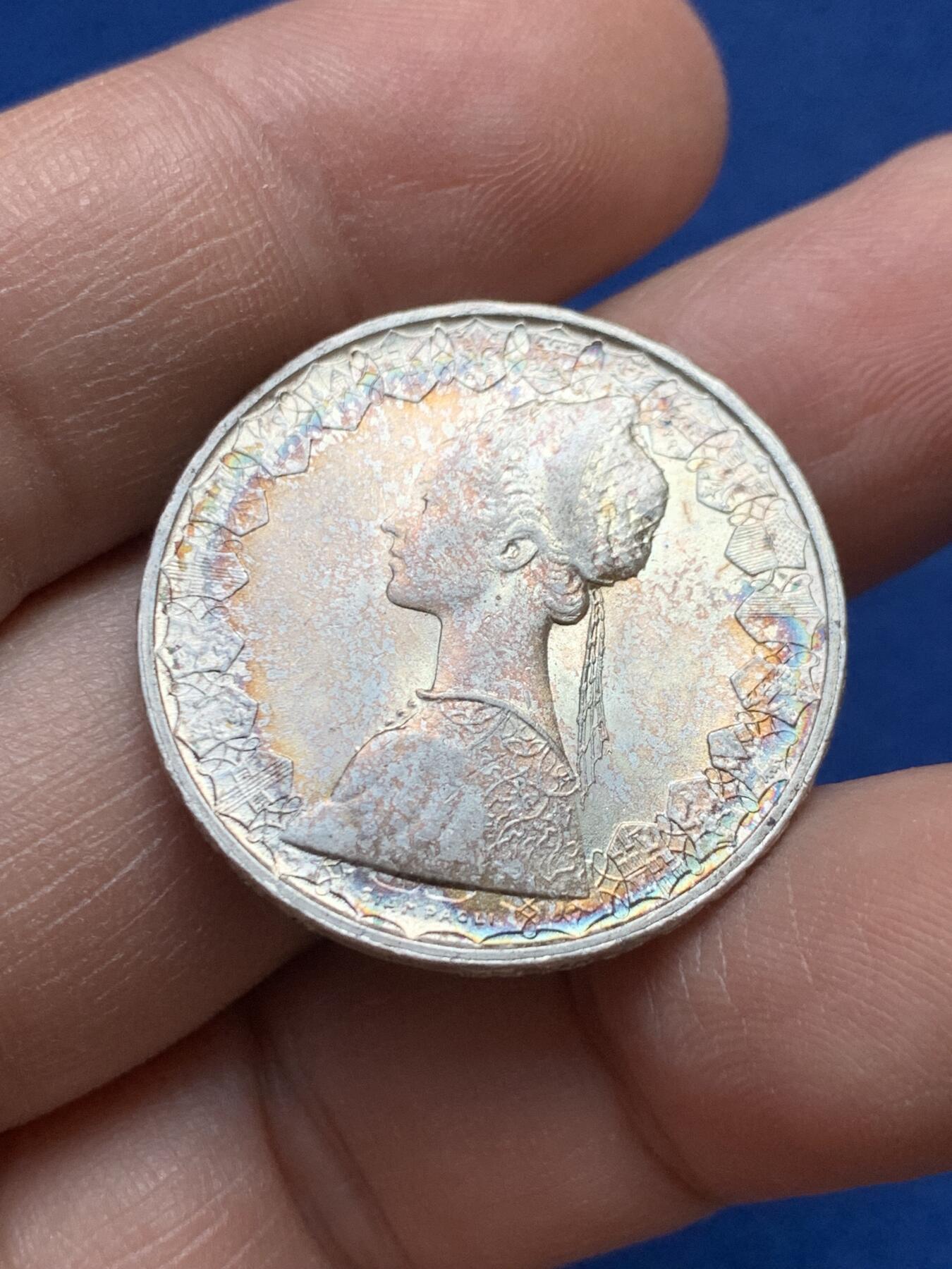 《竞宝斋》第441场 周日，周一，2场连拍 （全场包邮） 意大利1966年500里拉银币，双面包浆，经典帆船人妻设计，代表事业与爱情