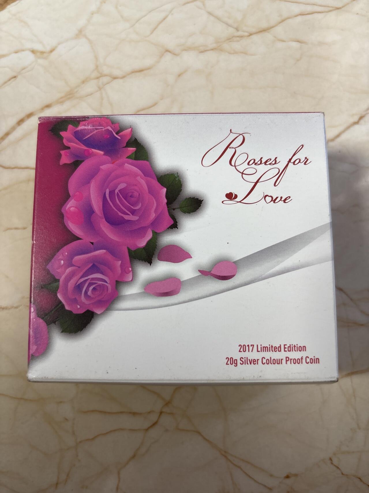 第183期拍卖 托克劳2017年爱情的见证情人节玫瑰心形彩印银币，999银，20克，发行量1000枚