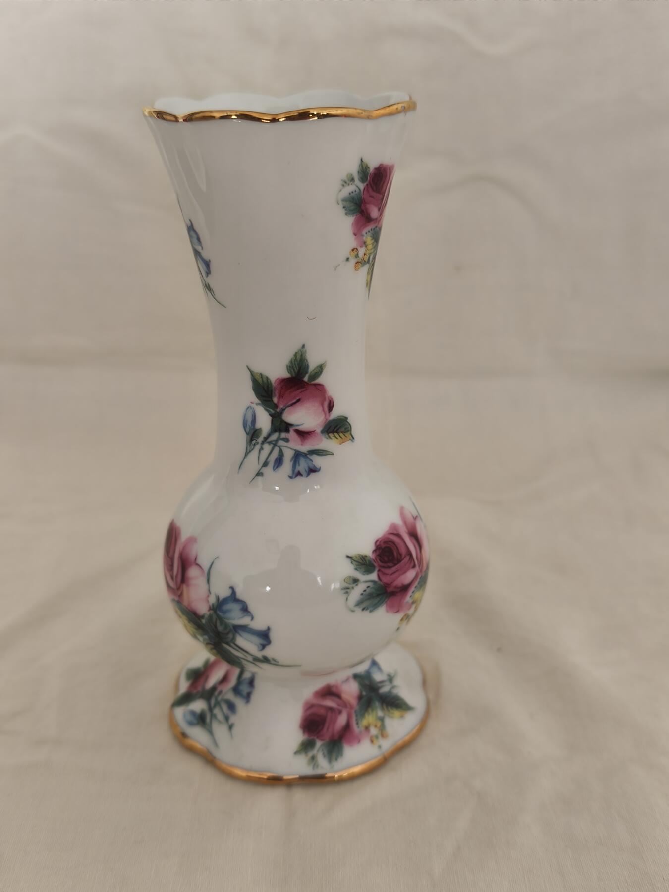 海外回流精品拍卖11.30 日本回流欧瓷花瓶一只