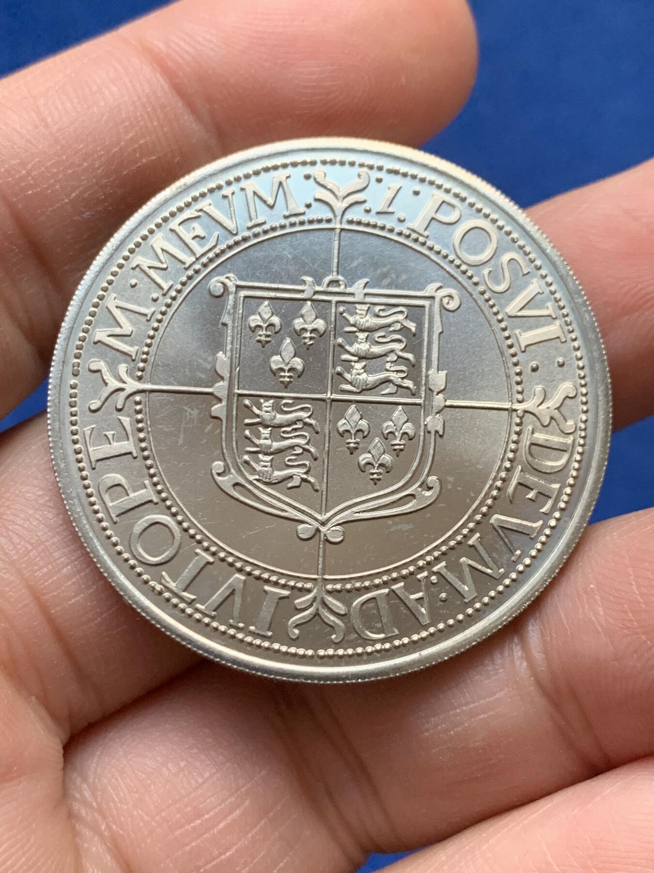 《竞宝斋》第441场 周日，周一，2场连拍 （全场包邮） 仿英国伊丽莎白一世1克朗 纪念章 20.9克，37.9mm