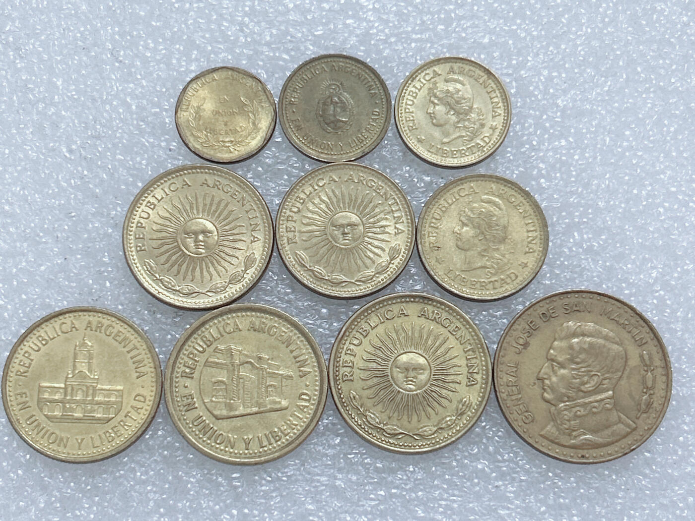 第一海外回流一元起拍收藏 散集专场  第271期 阿根廷黄铜币 10枚 带光品