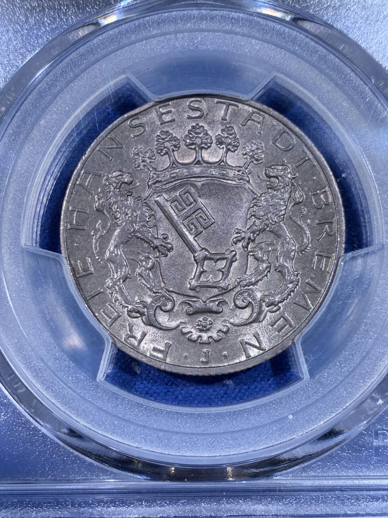 《竞宝斋》第441场 周日，周一，2场连拍 （全场包邮） PCGS MS64 德国1904J 不莱美2马克 银币 双面原味深灰包浆，整体状态极优。