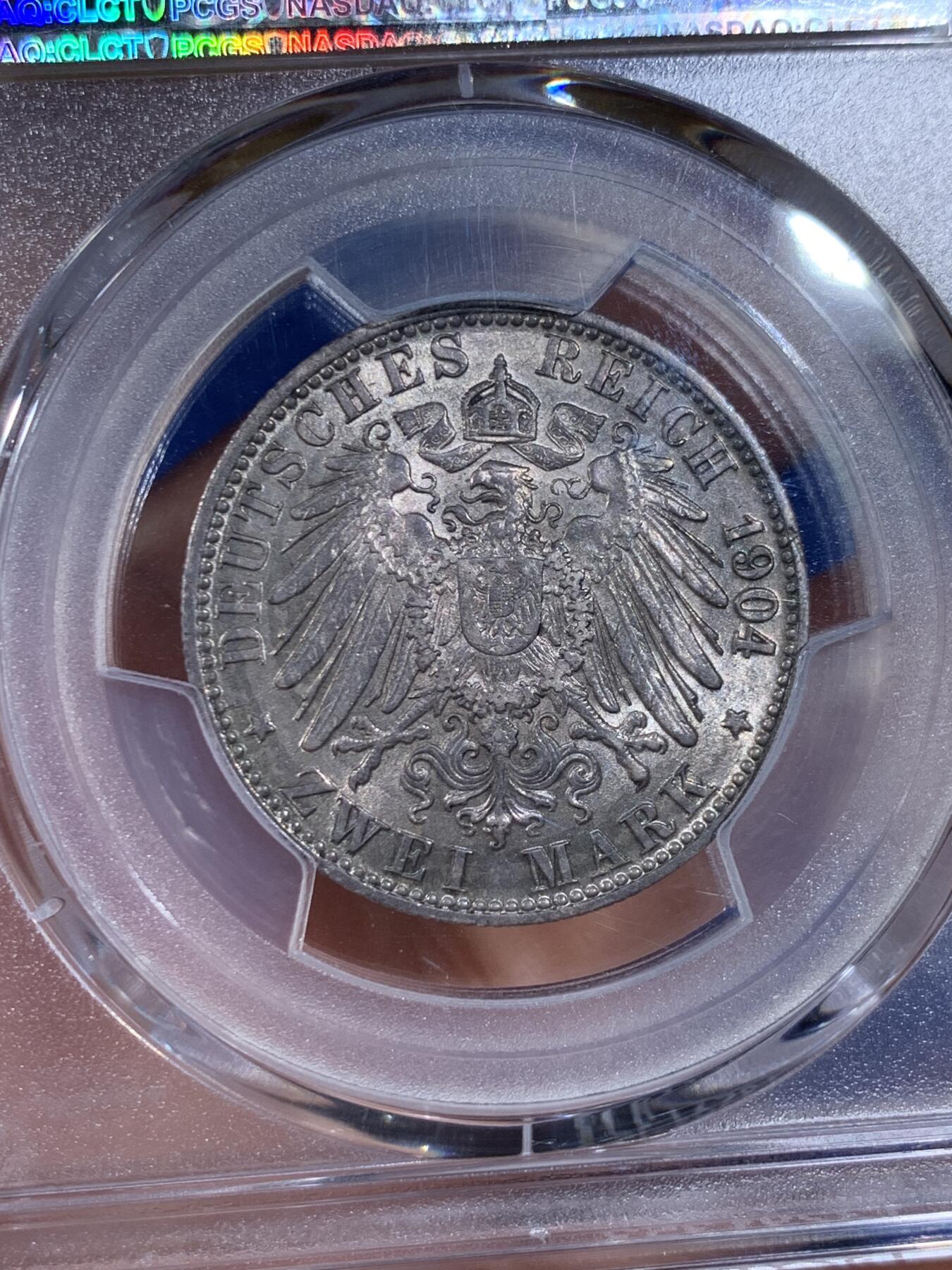 《竞宝斋》第441场 周日，周一，2场连拍 （全场包邮） PCGS MS64 德国1904J 不莱美2马克 银币 双面原味深灰包浆，整体状态极优。
