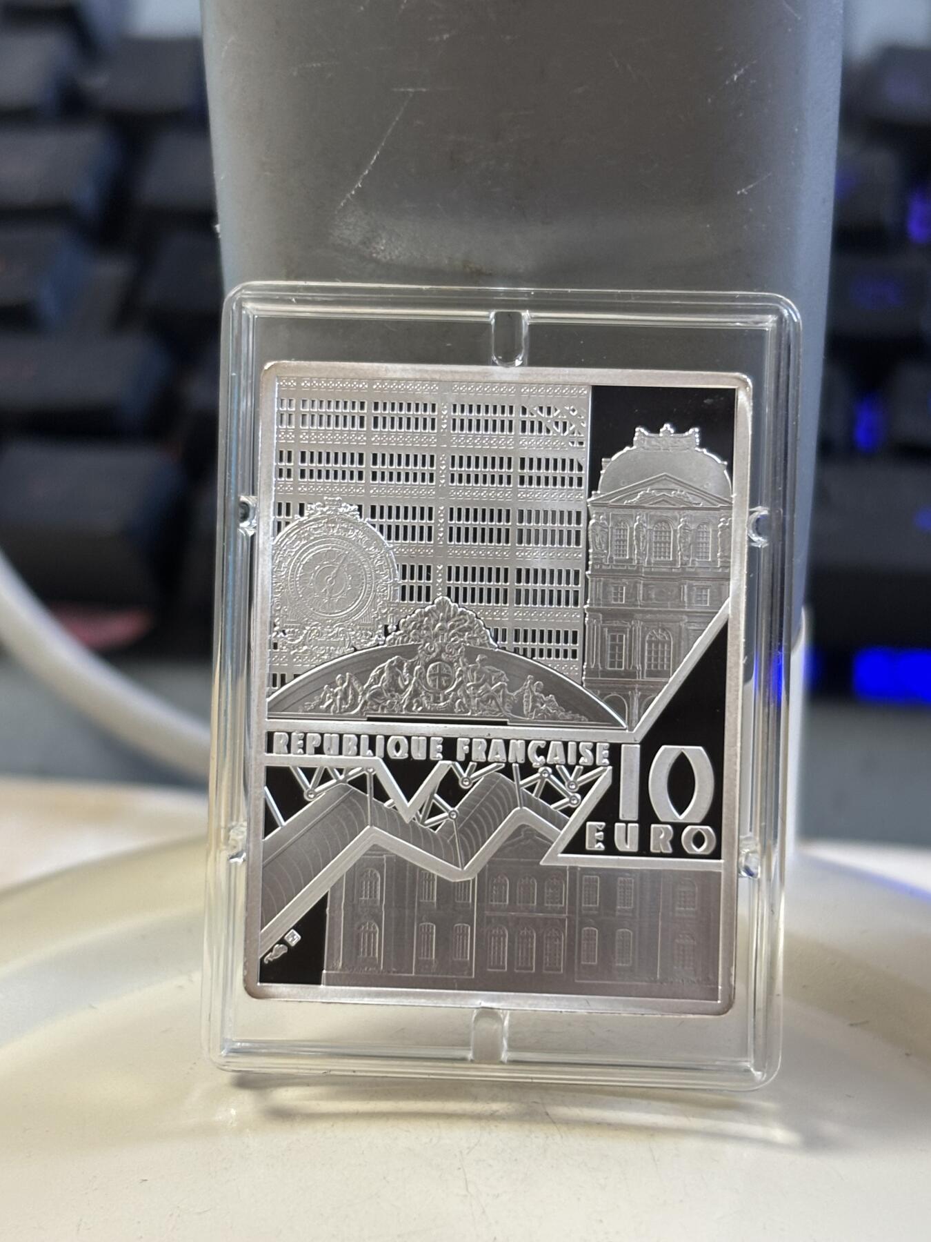 第183期拍卖 法国2021名画系列戴珍珠耳环的少女22克纪念银币，999银，22.2克，发行3000枚