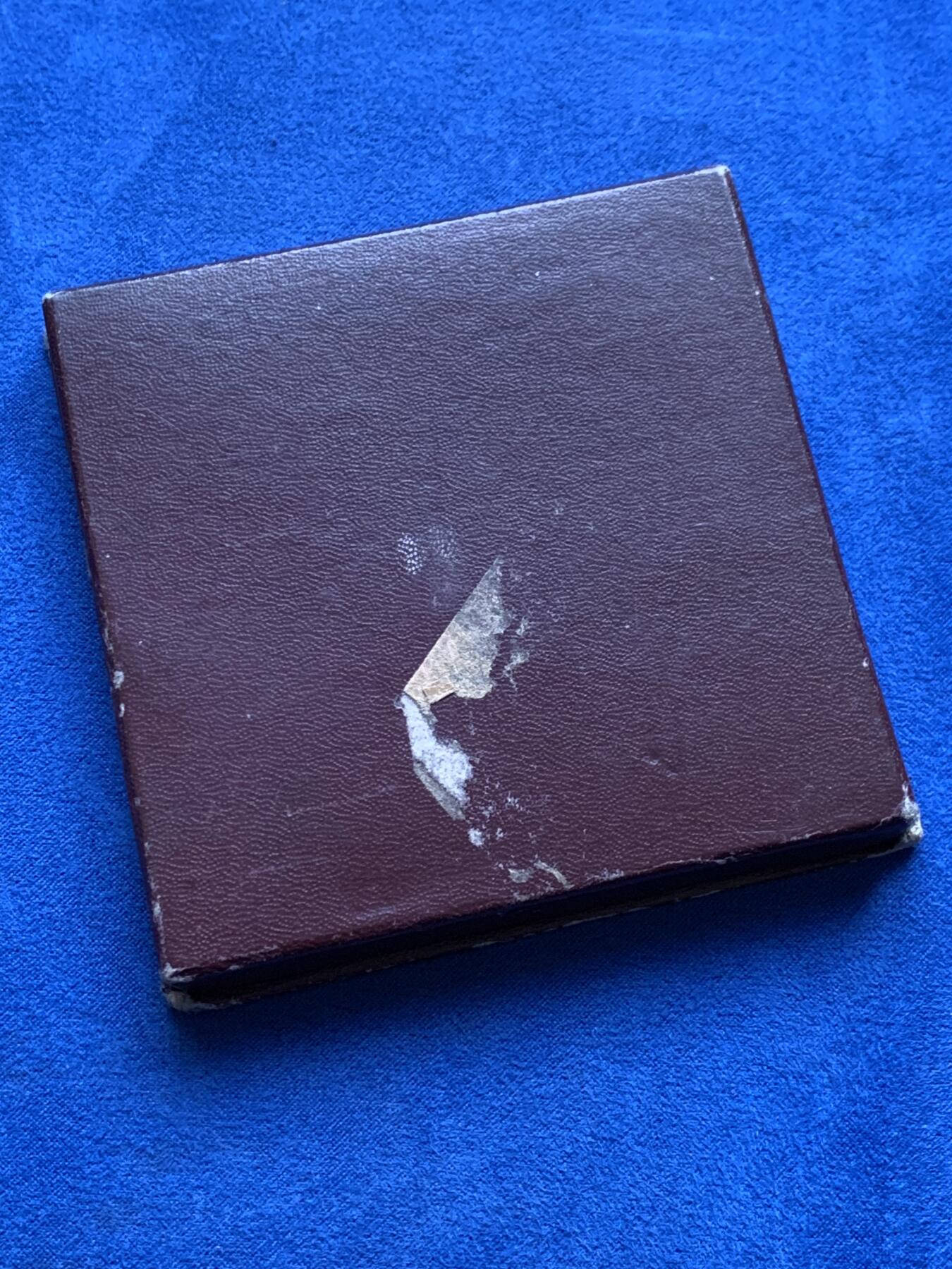 《竞宝斋》第441场 周日，周一，2场连拍 （全场包邮） 法国电力女神大铜章 带盒 120.7克 68mm 丰饶角铜标