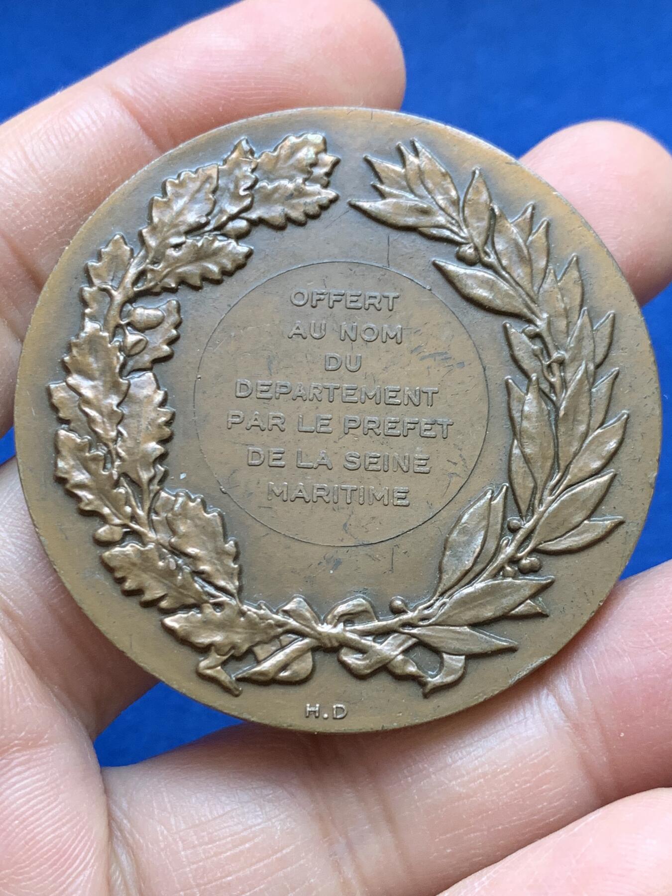 《竞宝斋》第441场 周日，周一，2场连拍 （全场包邮） 法国人物大铜章 悲剧大师皮埃尔·高乃依 直径50.2mm 重量68.8g 1978 丰饶角铜标