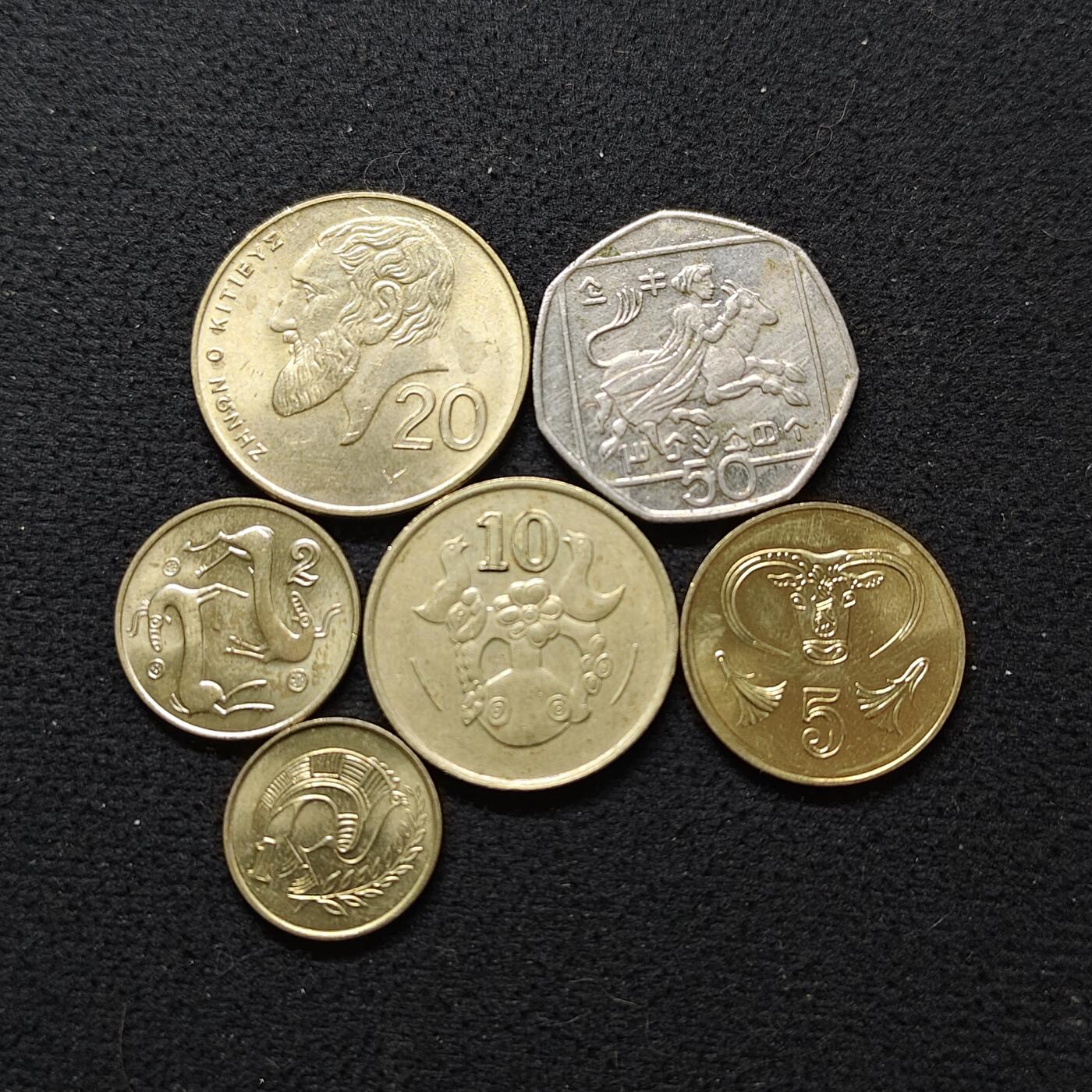 【全场包邮】纯粹捡漏拍480场（免费代拍第17场） 塞浦路斯各年份6枚套币