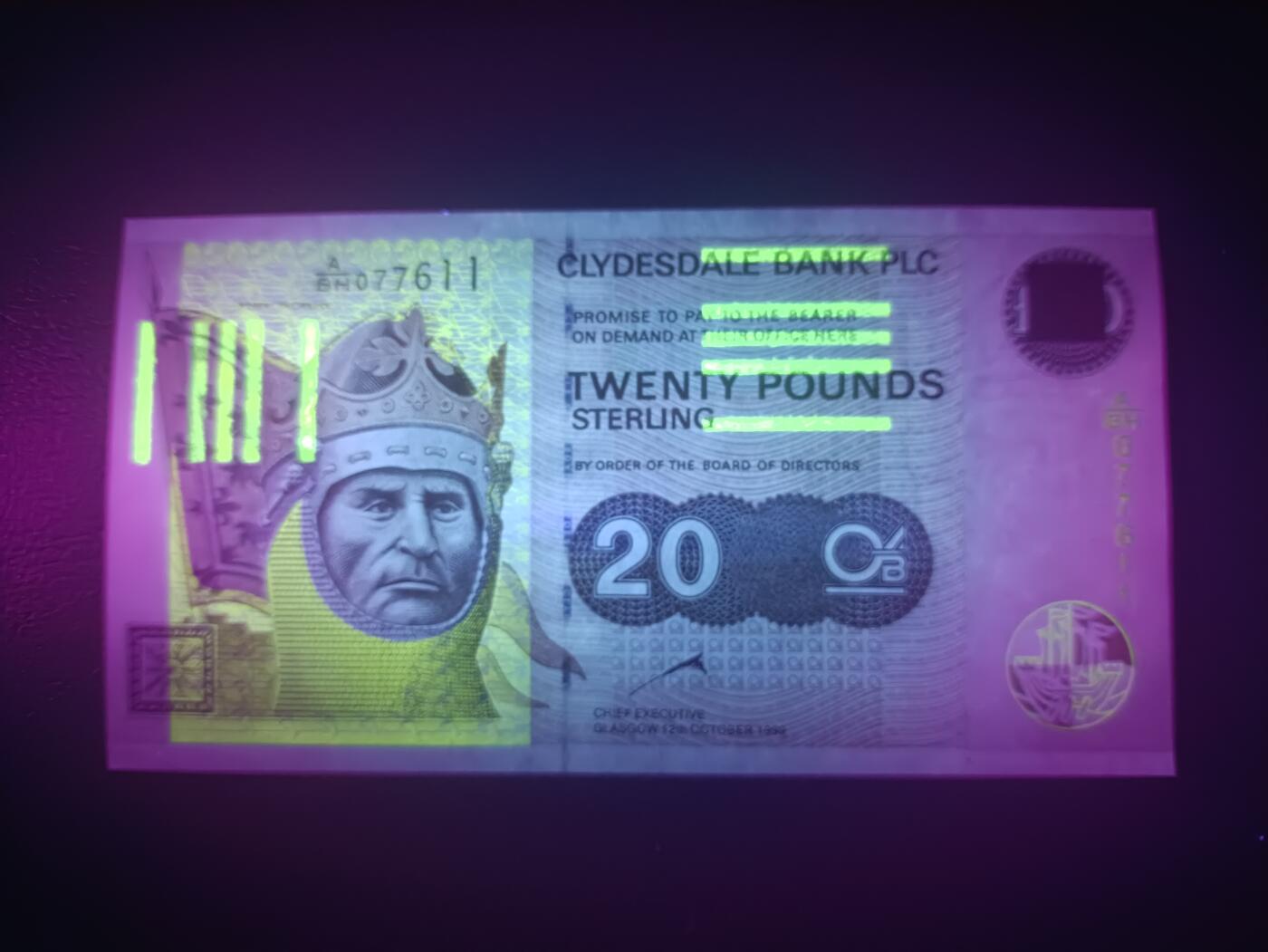 2025十一月第六期，总第204期 苏格兰克莱斯戴勒银行1999年20镑UNC-，反抗英格兰入侵的罗伯特一世国王和他的戎装骑马像