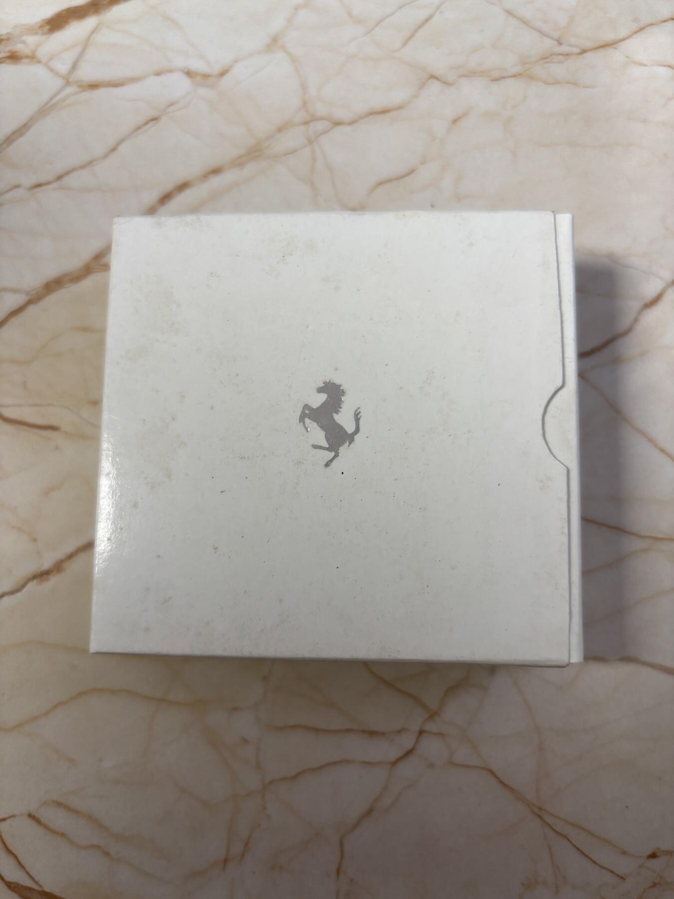 第183期拍卖 库克2008法拉利F2008赛车多功能方向盘彩色银币，500银，25克，