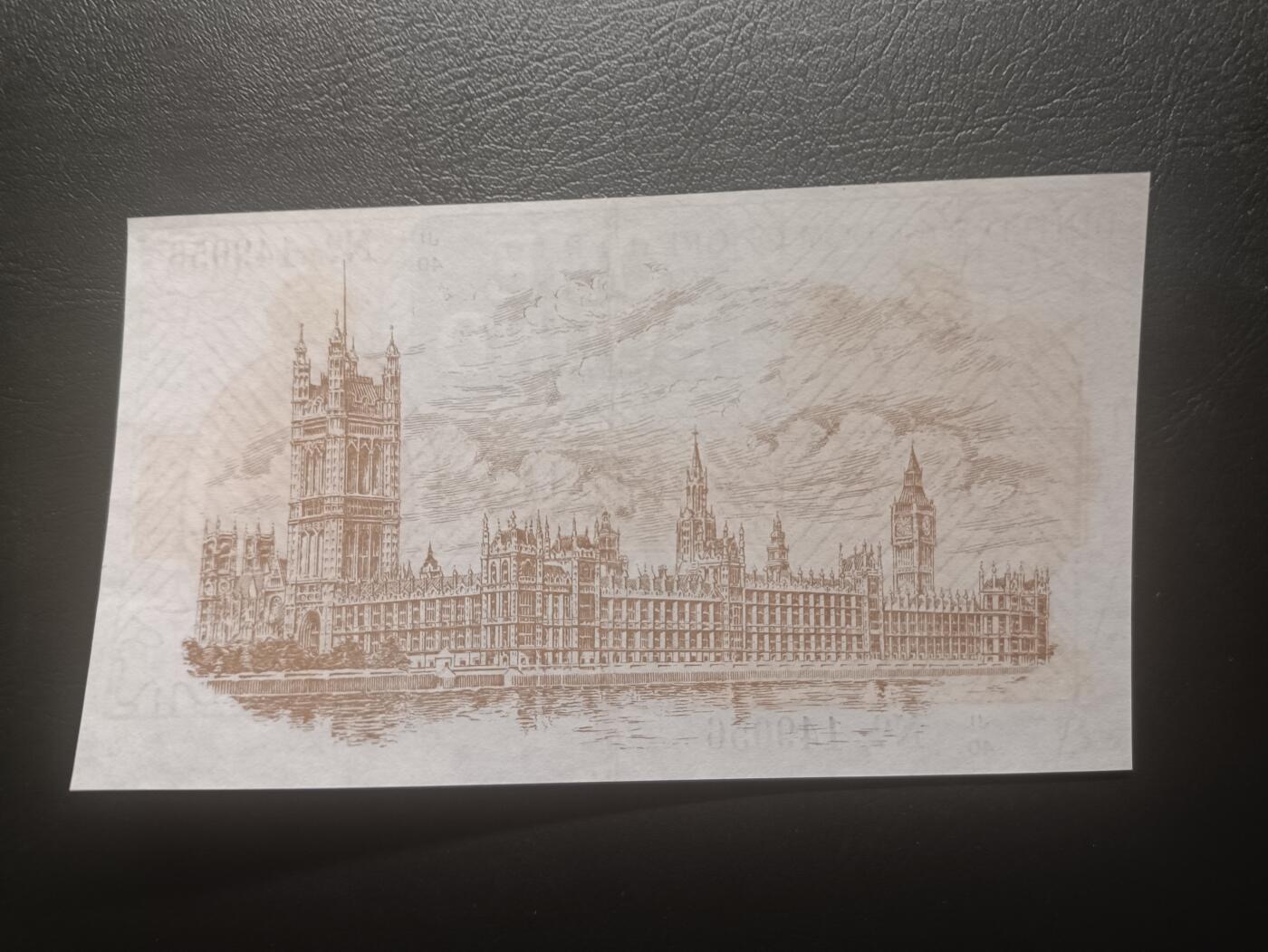 2025十一月第六期，总第204期 英国1923版1镑AUNC，爱尔兰独立前早期“大不列颠及爱尔兰联合王国”抬头，乔治五世国王和威斯敏斯特宫