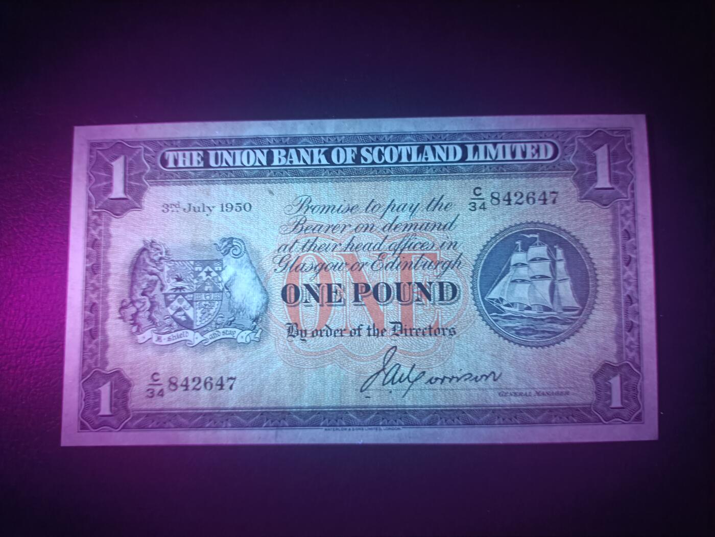 2025十一月第六期，总第204期 苏格兰联合银行1950年1镑AUNC，已经消失的银行，少见品种，工业港口的繁忙景象