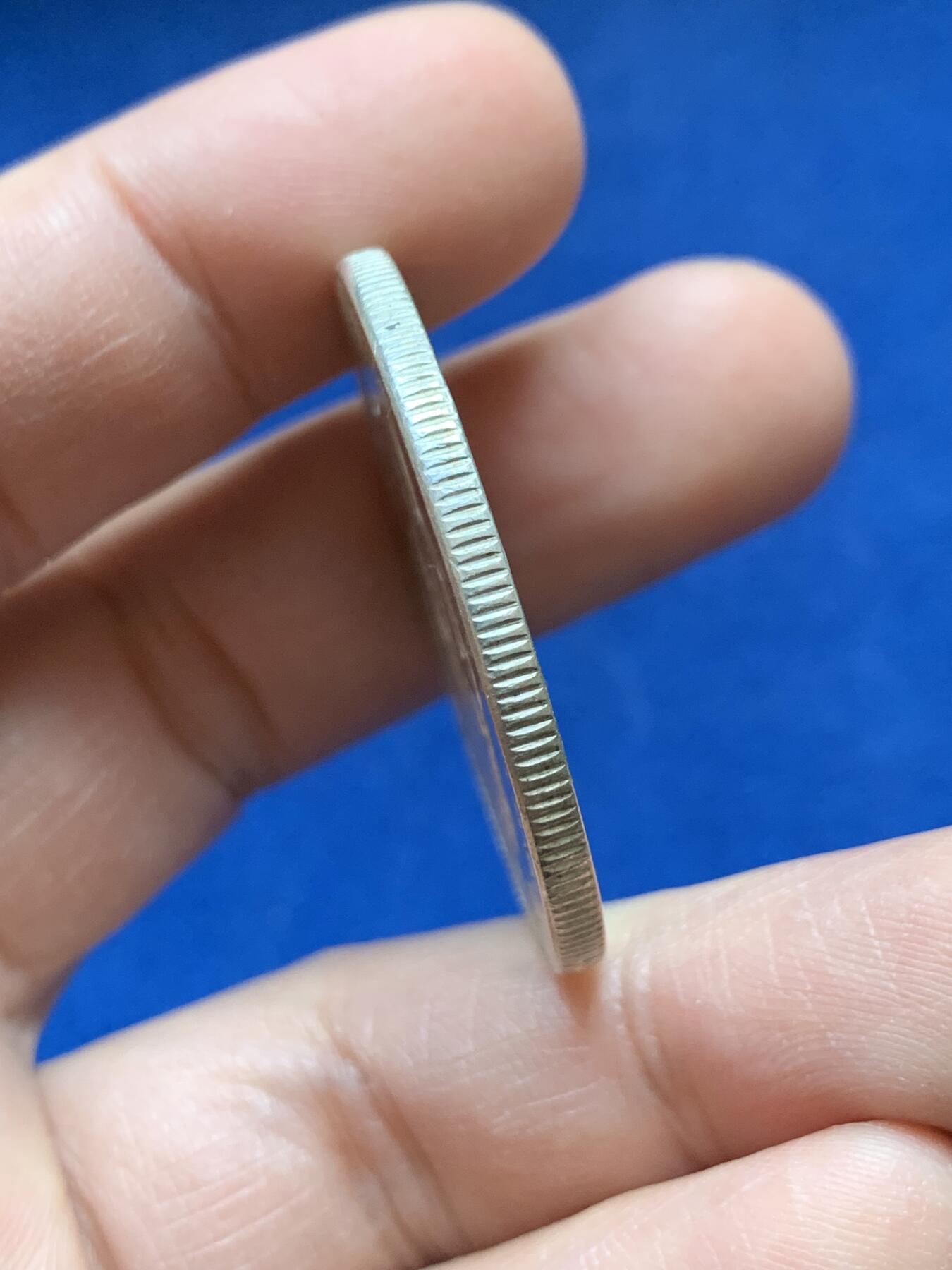 《竞宝斋》第441场 周日，周一，2场连拍 （全场包邮） 厄瓜多尔1944年5苏克雷大银币，墨西哥铸造，带光好品。