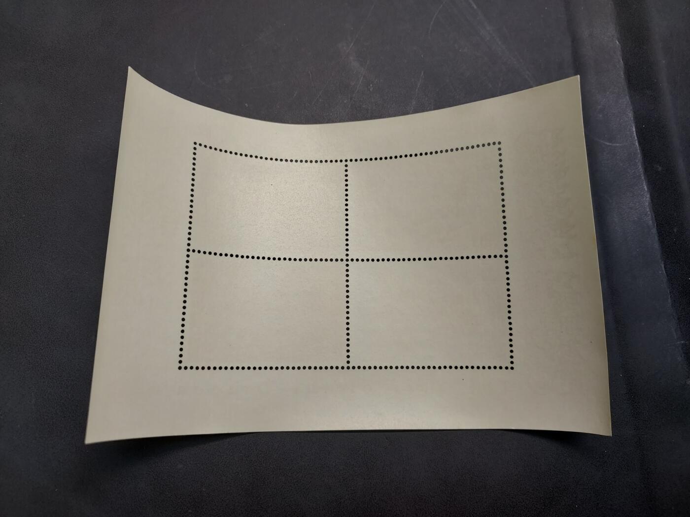 博彦收藏  RU 11月29日 8点 邮票专场 香港 龙年型张 边微黄 上品