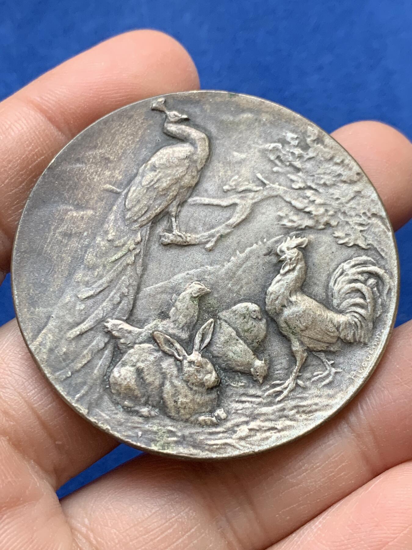 《竞宝斋》第441场 周日，周一，2场连拍 （全场包邮） 法国尼斯农业协会纪念章，49.7mm，44.9克 三角铭