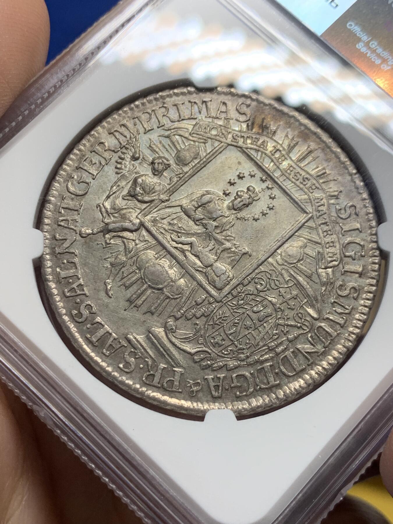 《竞宝斋》第441场 周日，周一，2场连拍 （全场包邮） NGC AU58 萨尔茨堡 1758年 西格斯蒙德主教泰勒大银币 非常少见的一枚 状态极好 手腕高点都保存的很好 确实低评了