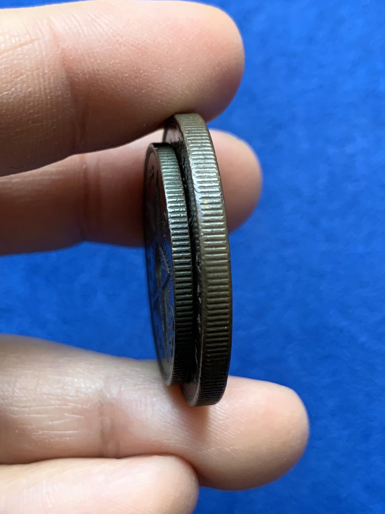 《竞宝斋》第441场 周日，周一，2场连拍 （全场包邮） 两枚一组 比属刚果，刚果自由邦1887年5分＋1889年10分，巧克力包浆