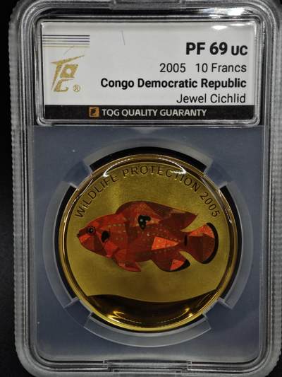 【淘币小摊】实时拍第八百零八拍   银币套币场   满百包邮可预留二周 每周一统一发货   - 2005年民主刚果10非洲法郎幻彩精制银币  野生动物保护-宝石慈鲷 25克925银 发行量：5千 TQG PF69UC